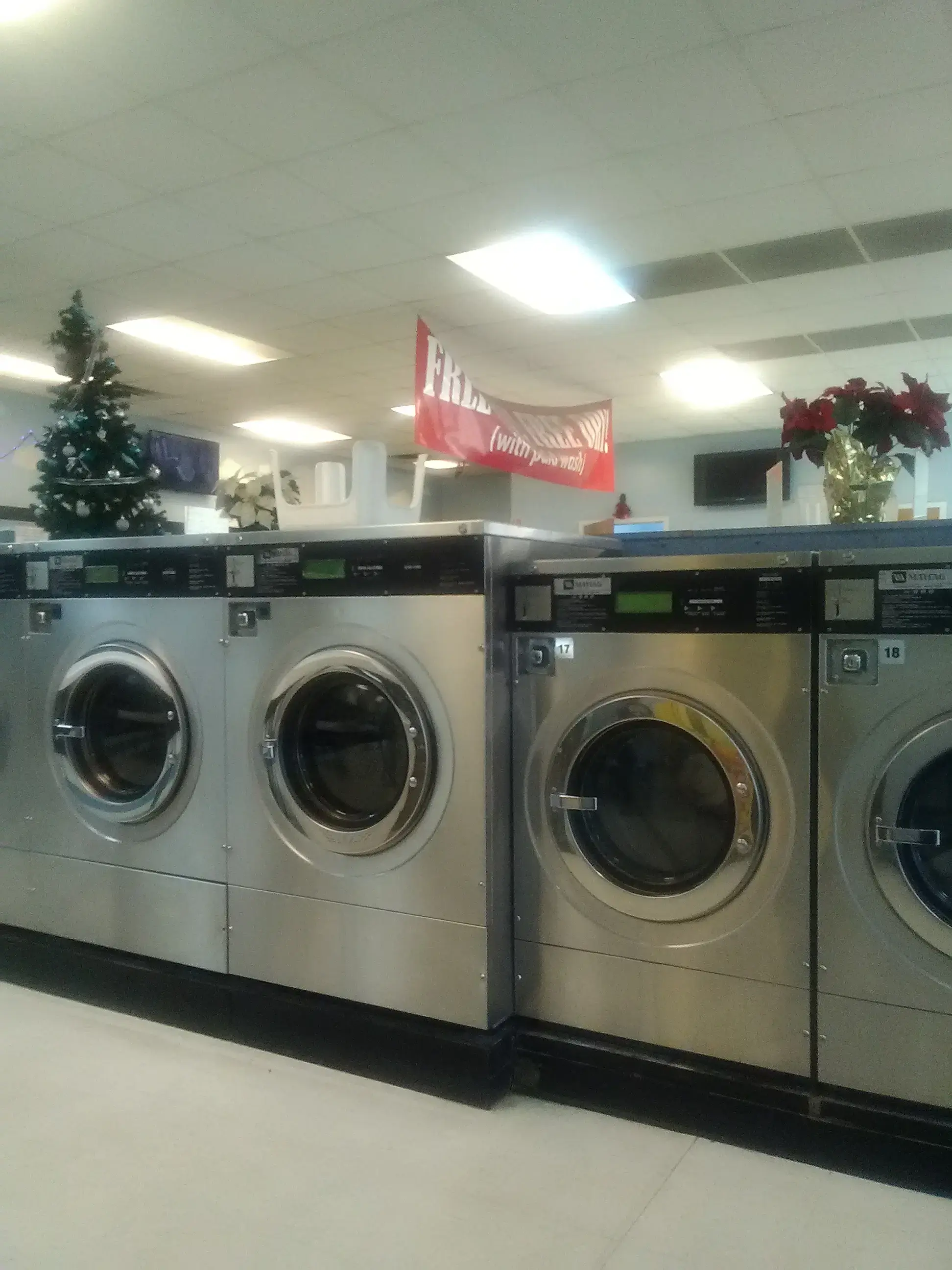 Elm Street Laundry thumbnail 7