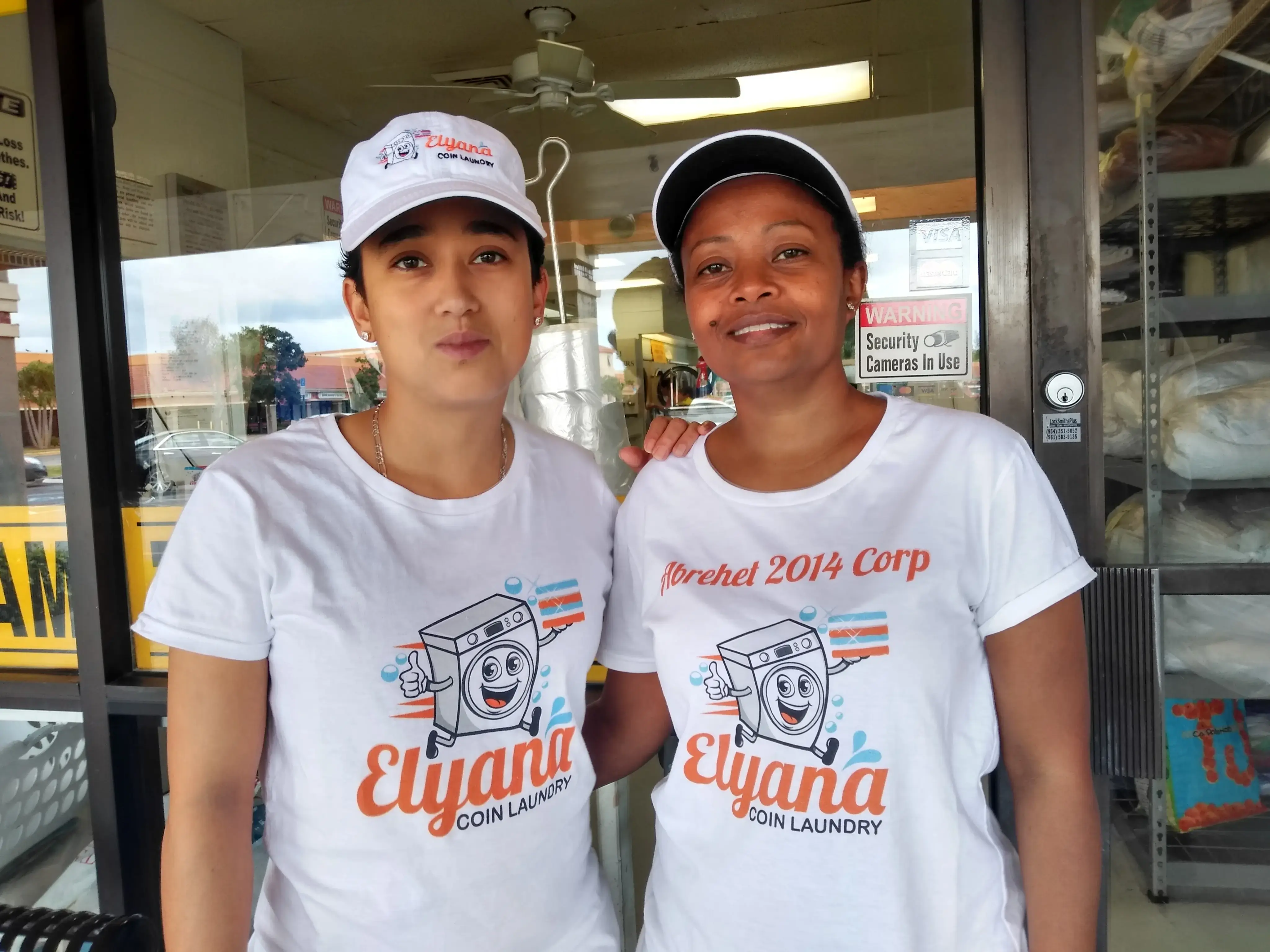 Elyana Coin Laundry - Oriole Plaza - Image 12