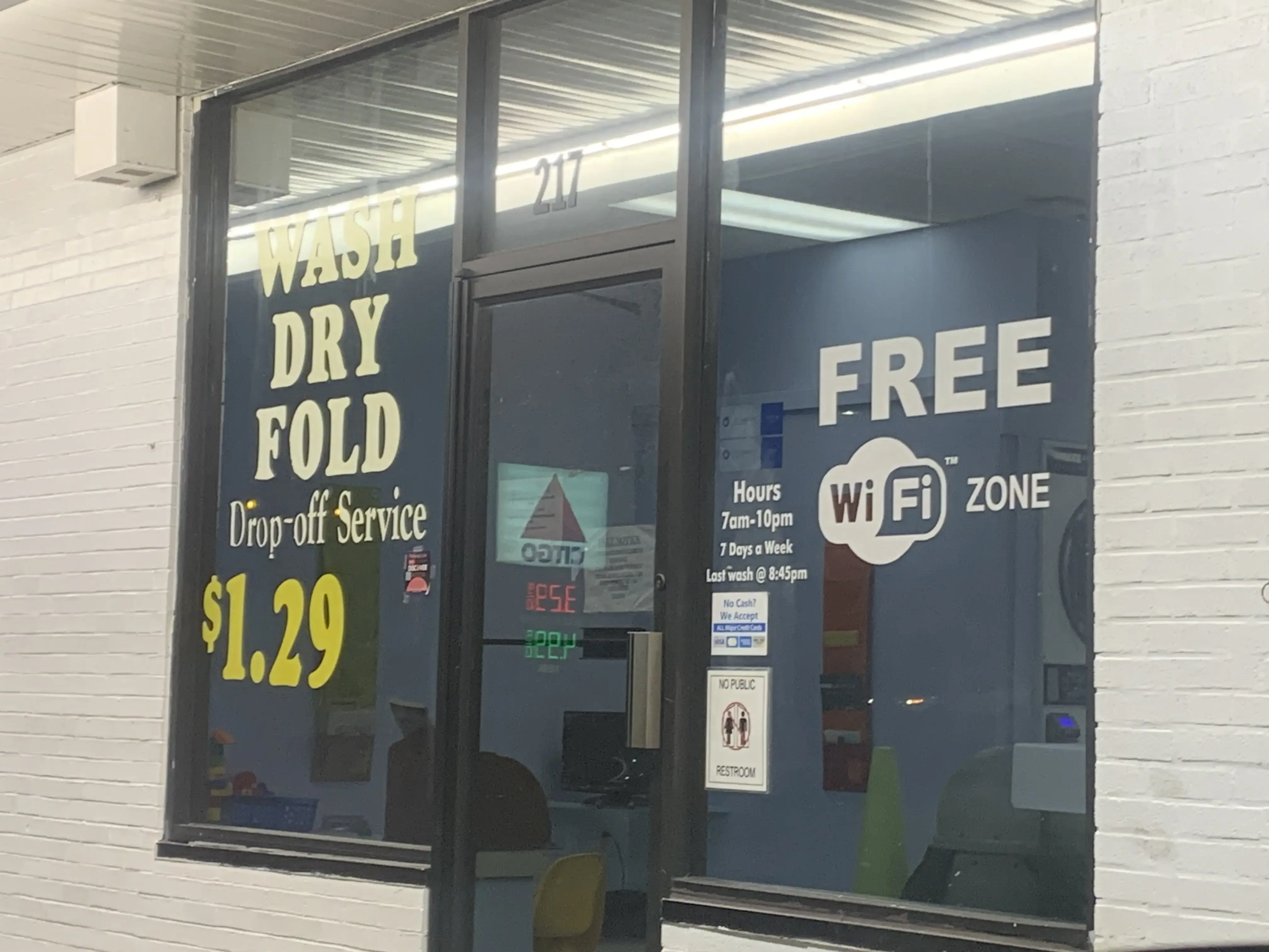 Embassy Laundromat - "Cleanest Laundromat in Town" thumbnail 7