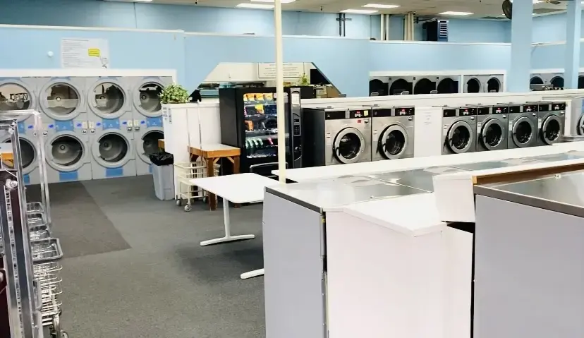 Emerald city laundry LLC - Image 2