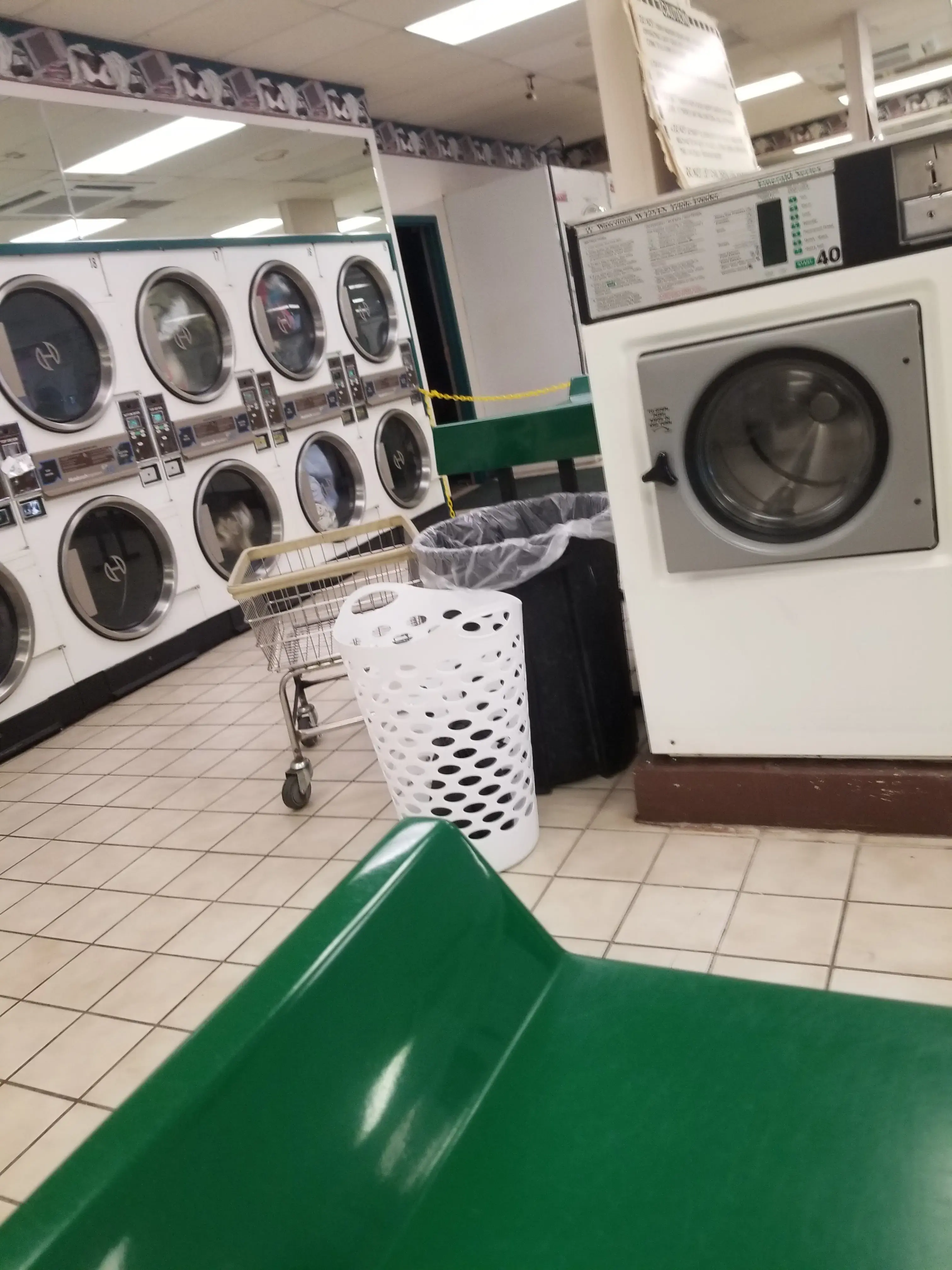 Emerald City Wash World - Image 11