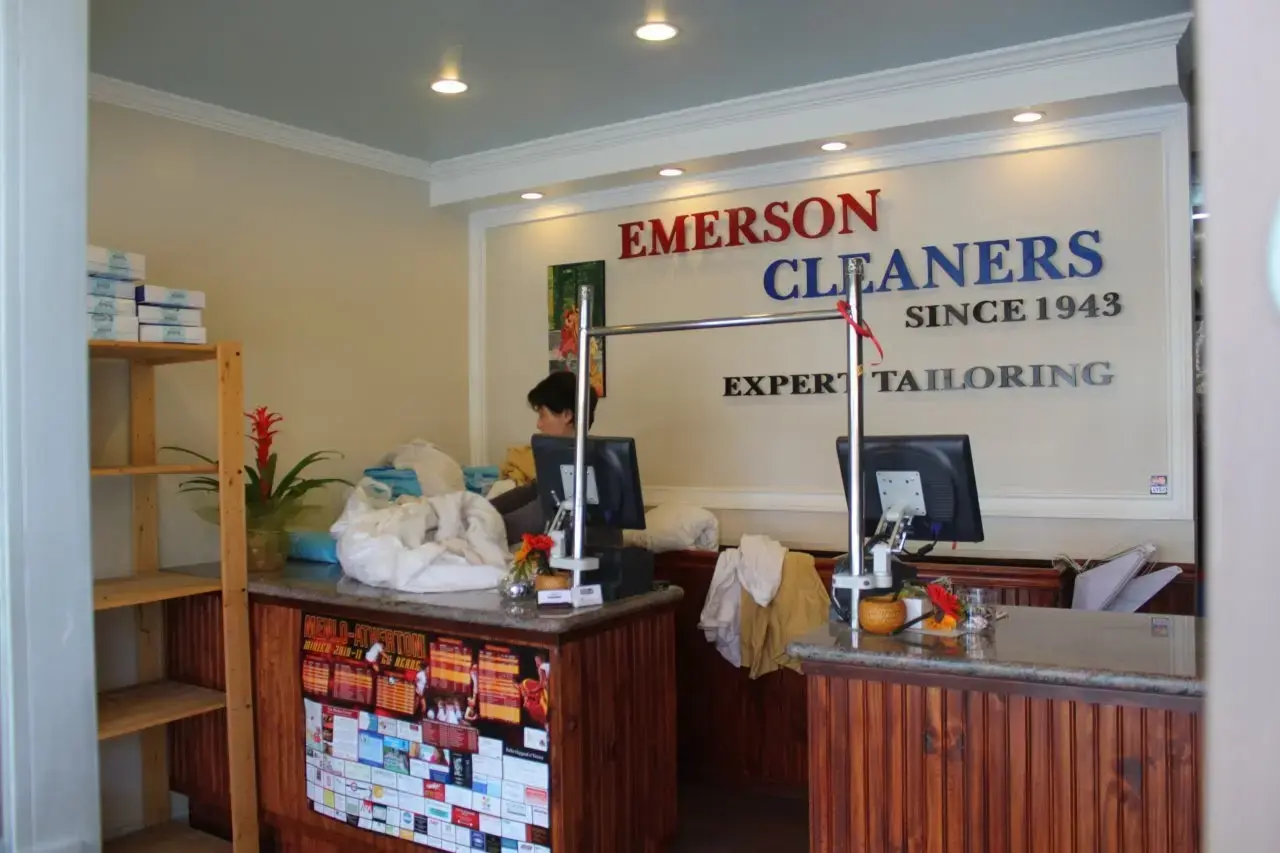 Emerson Laundry Cleaners thumbnail 3