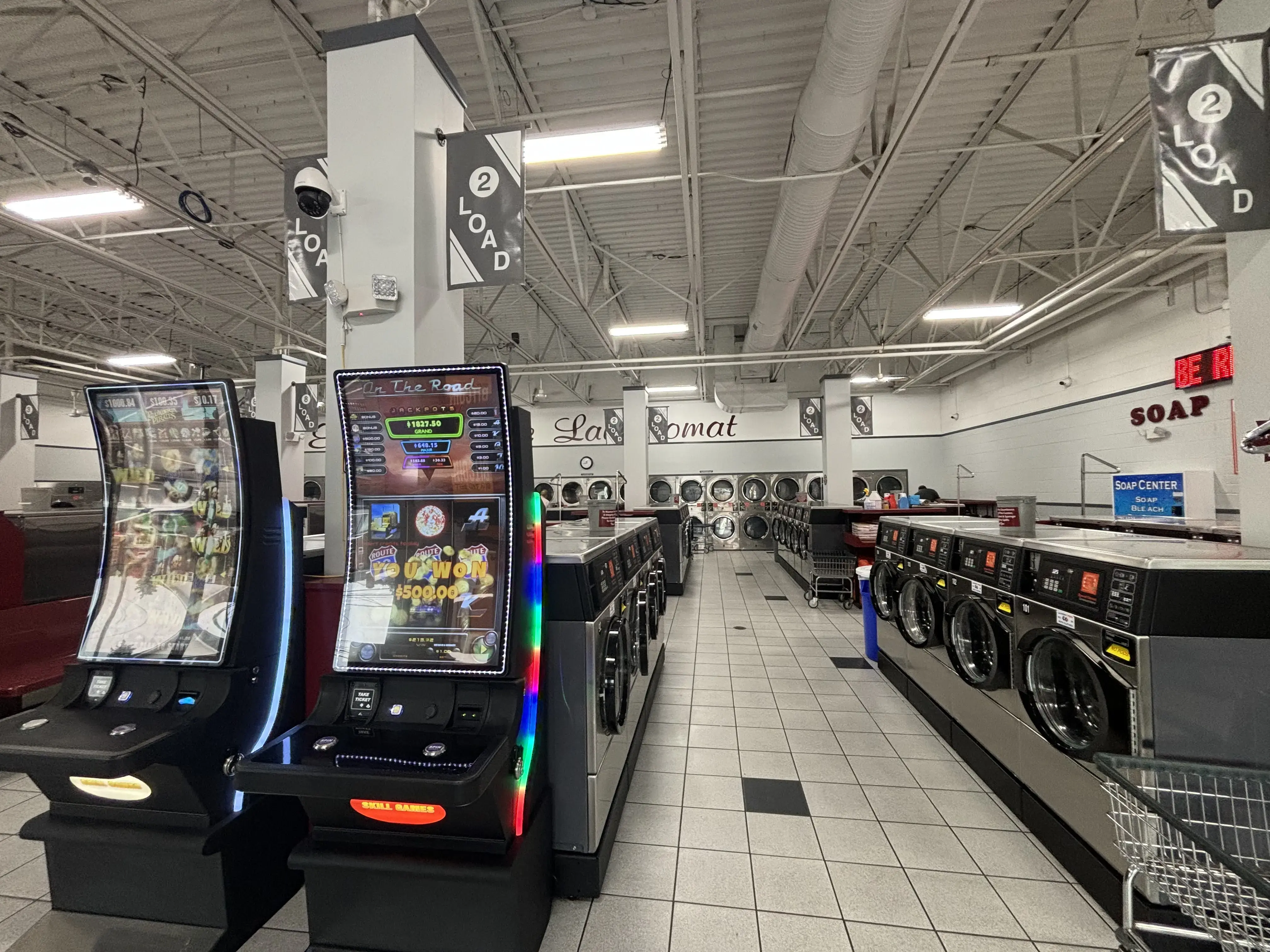 Emmaus Avenue Laundromat thumbnail 5