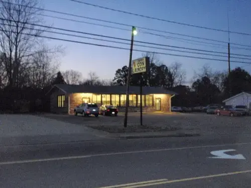 Emporia Coin Laundry thumbnail 2