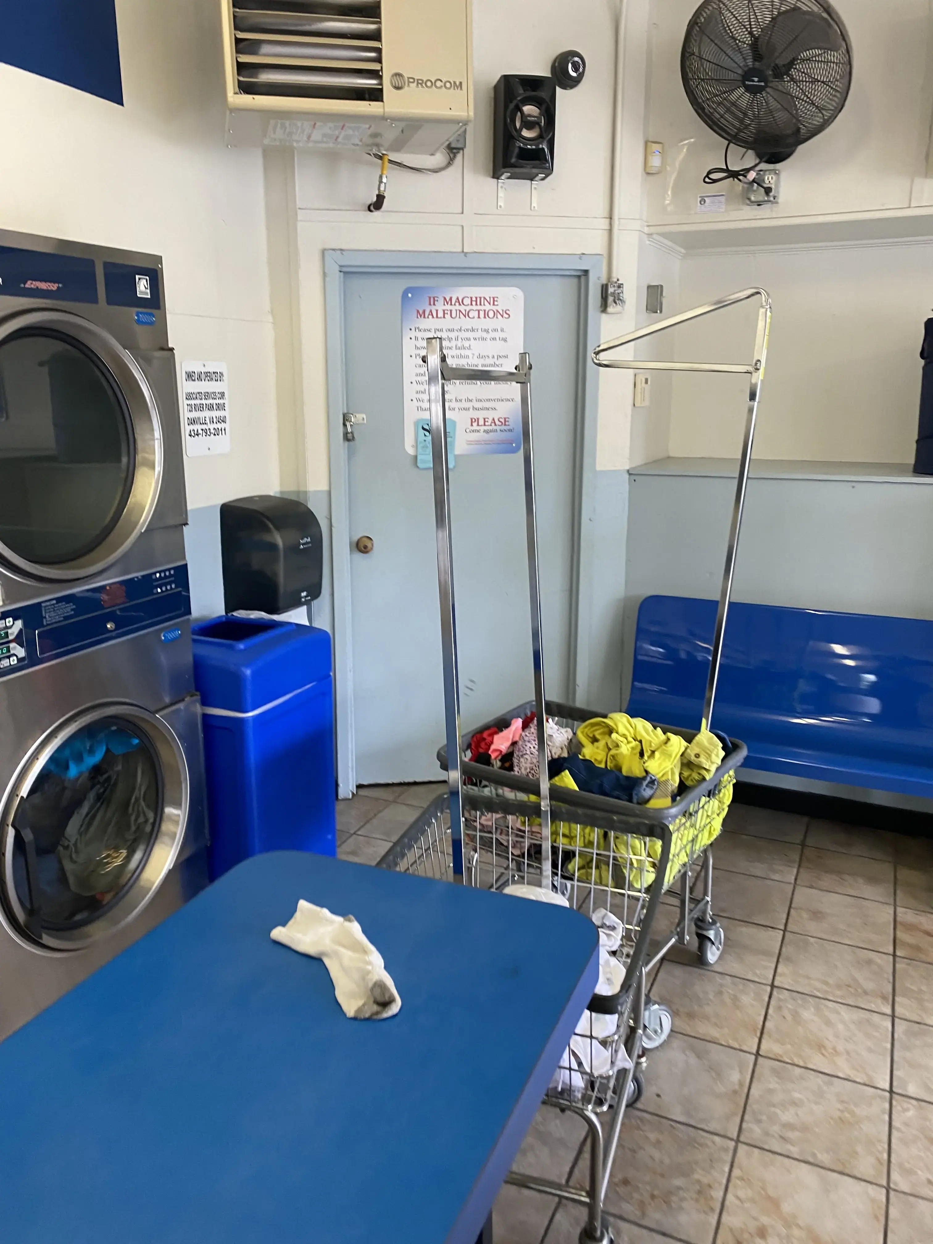 Emporia Coin Laundry thumbnail 3