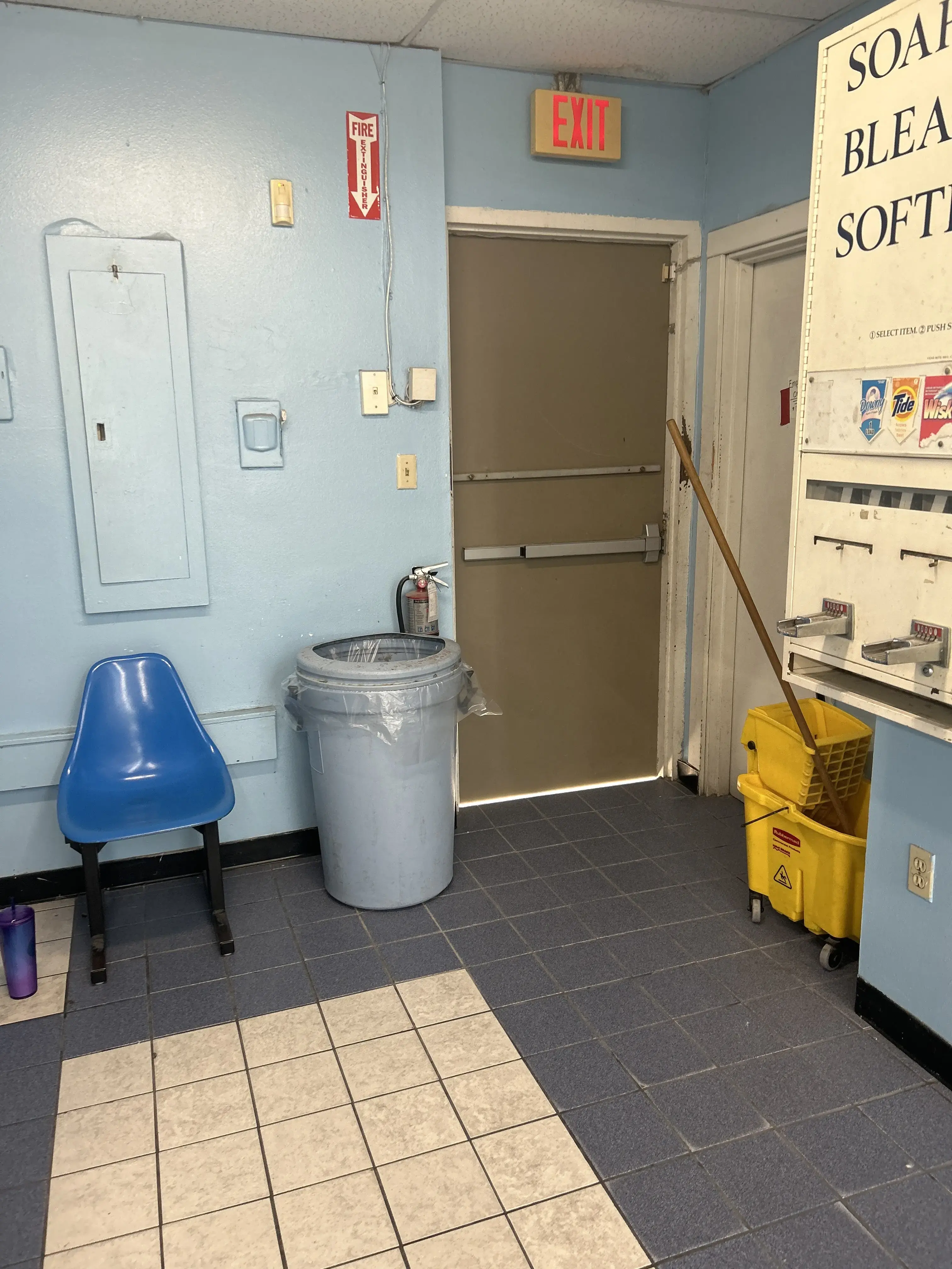 English Laundry And Cleaners - Image 12