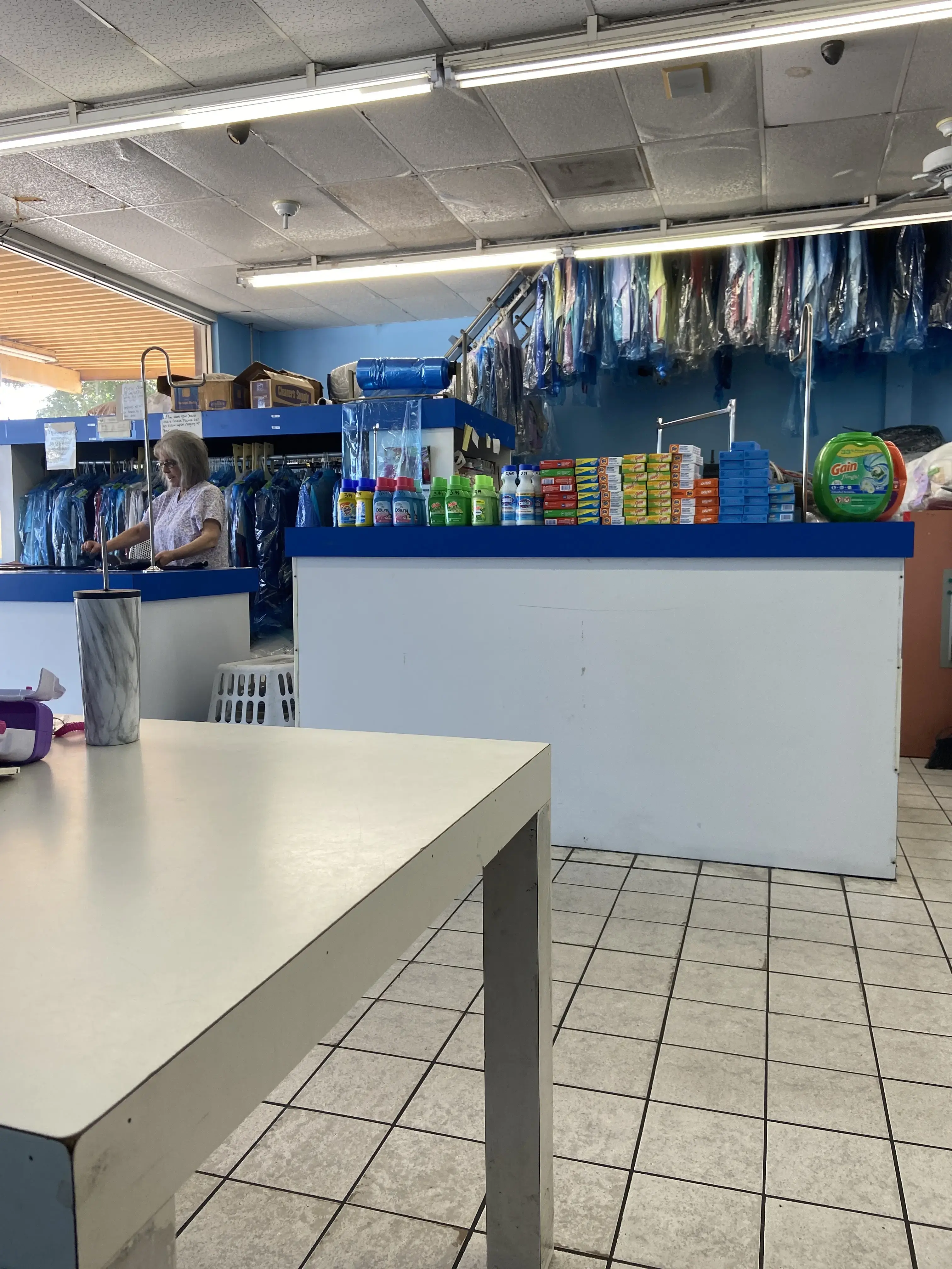 English Laundry And Cleaners - Image 7