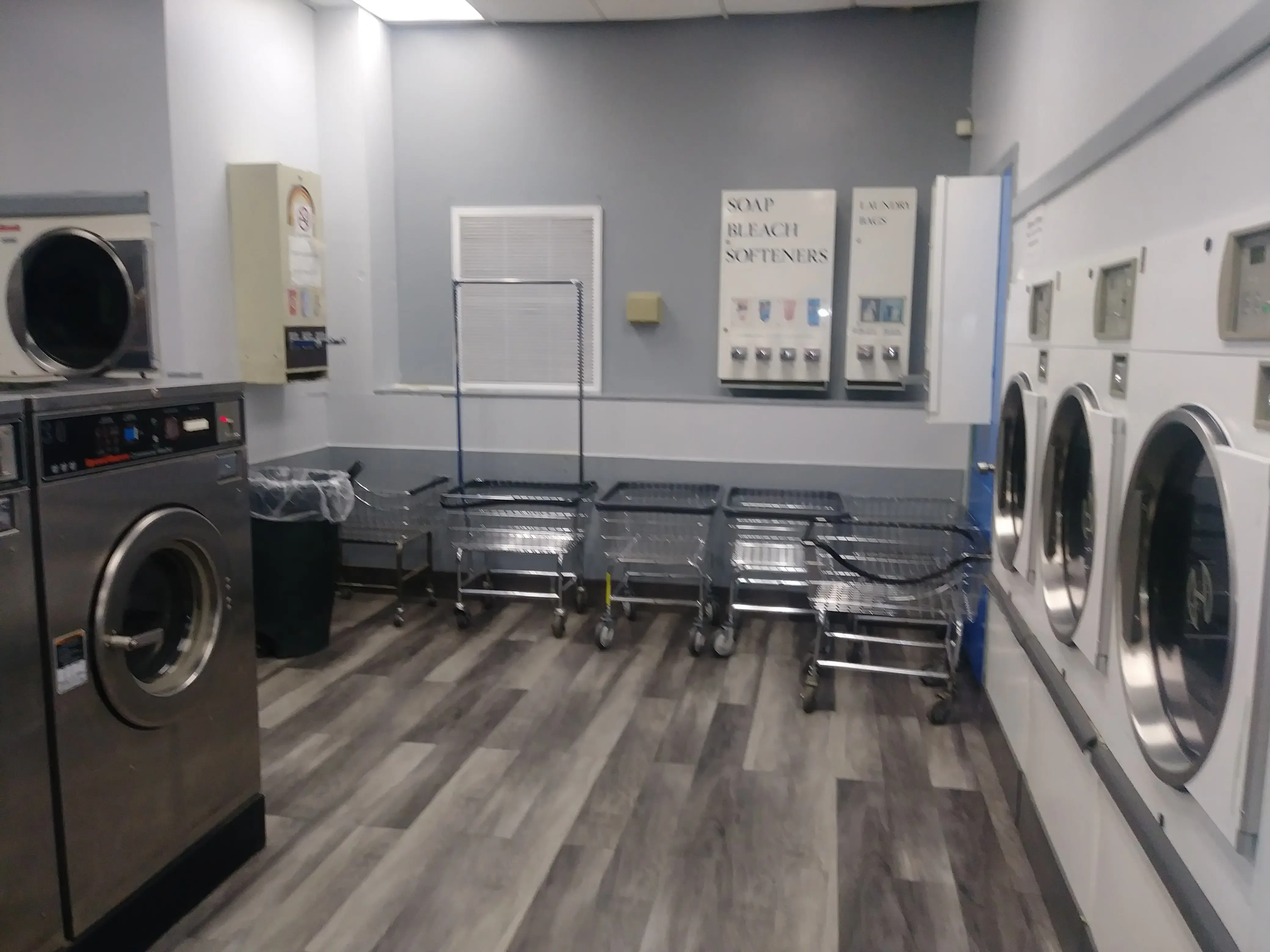 Entrum Laundry thumbnail 16
