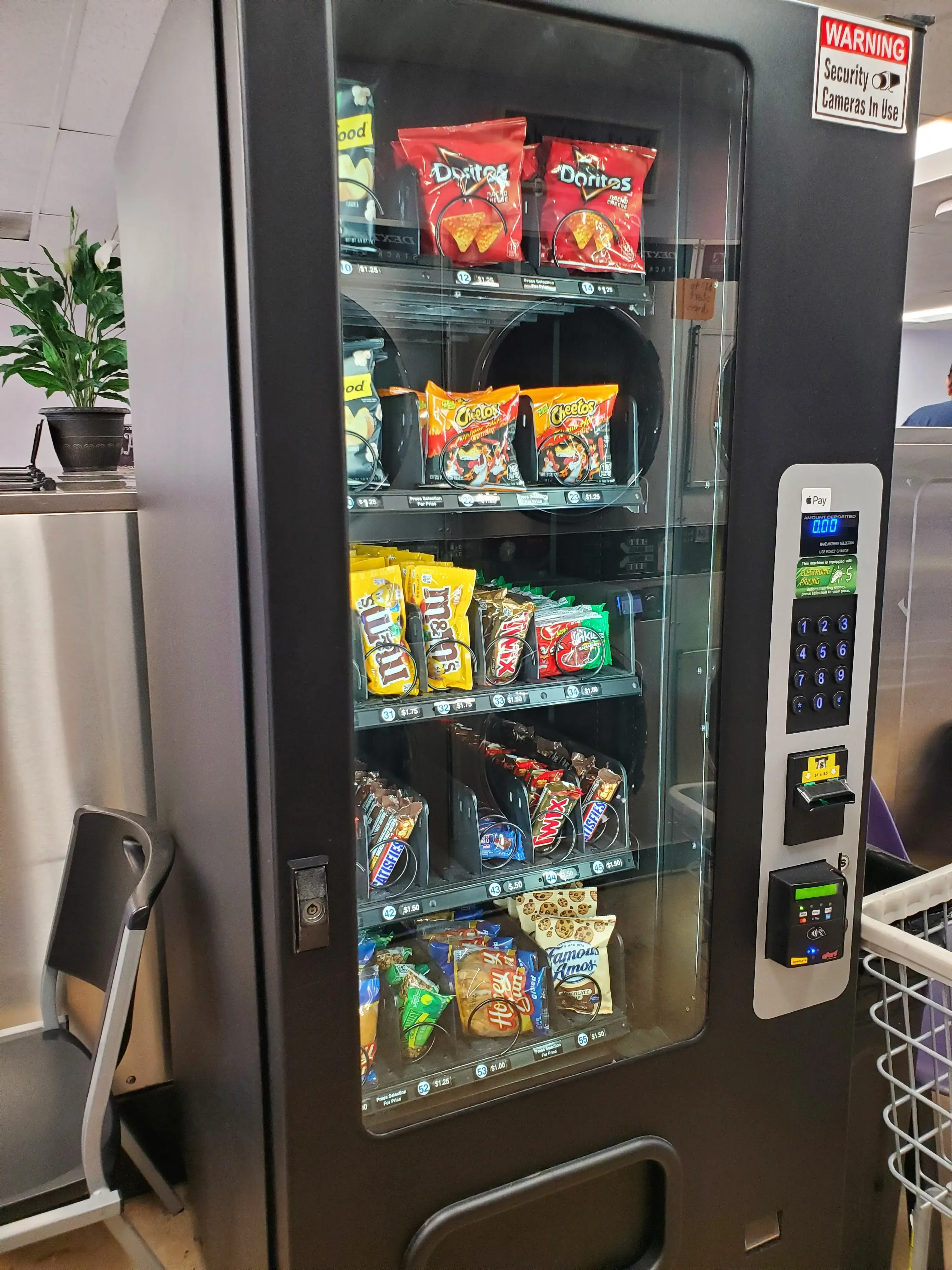 Epic Laundromat thumbnail 6