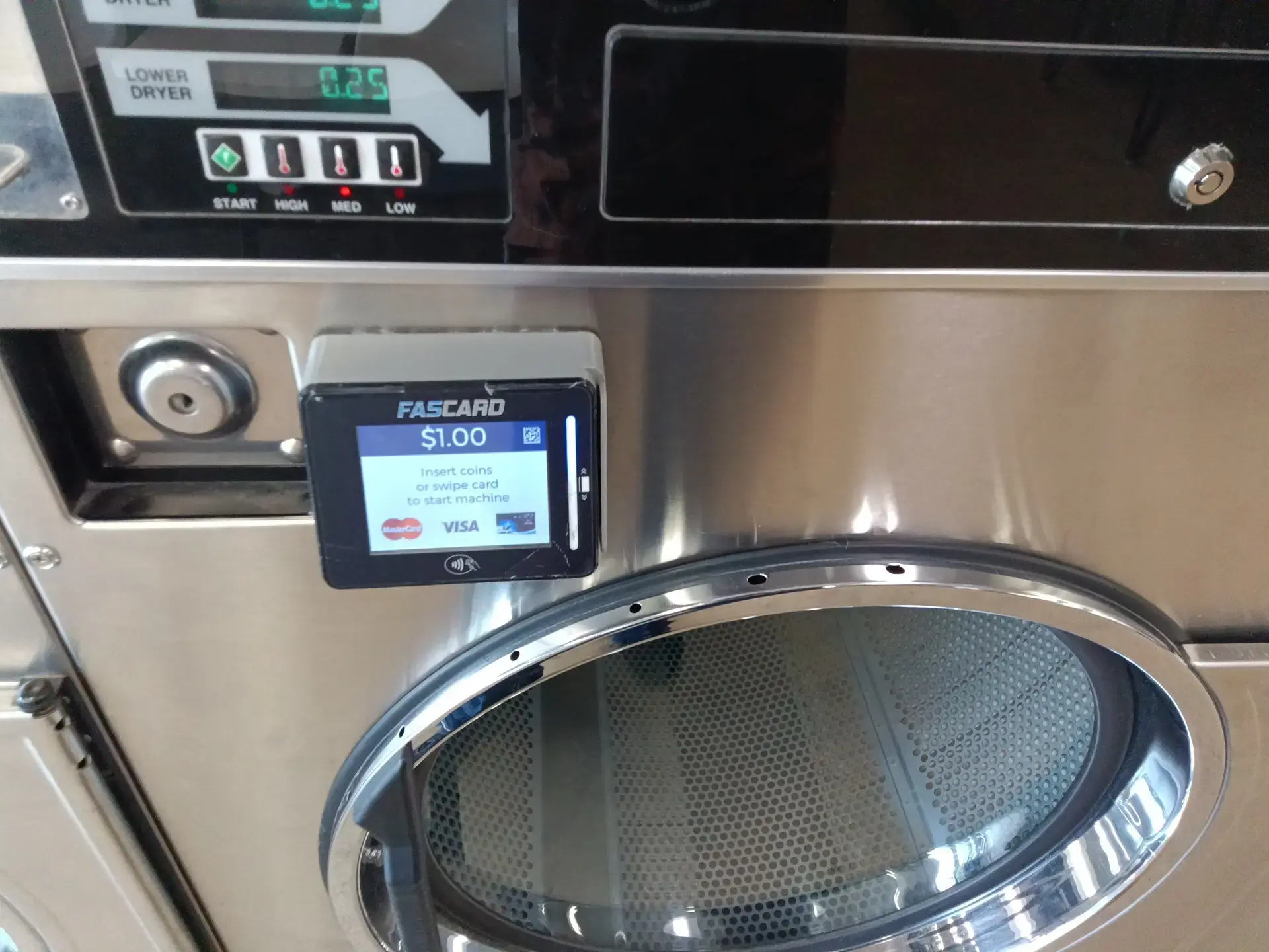 Epic Laundromat thumbnail 5