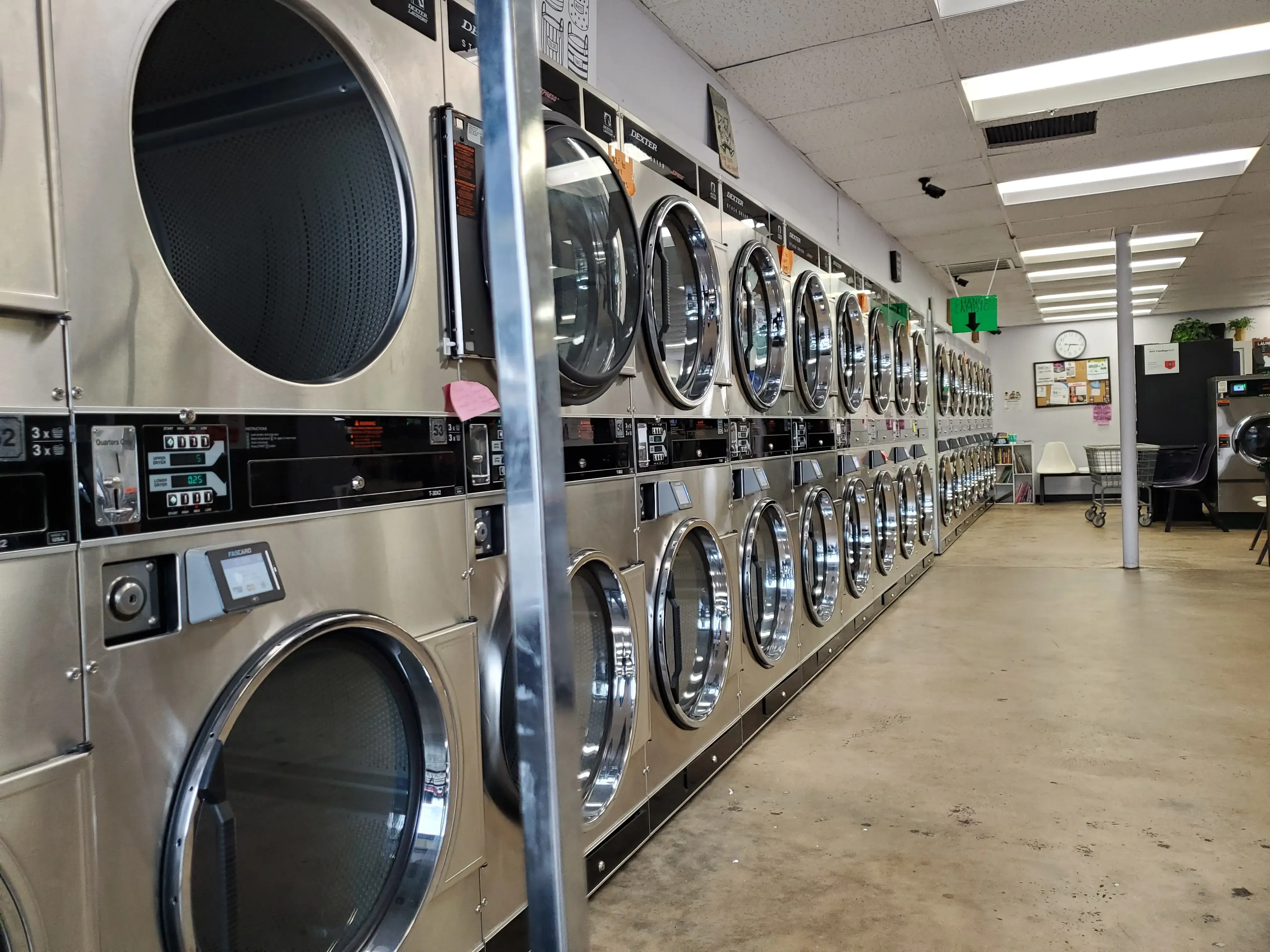 Epic Laundromat thumbnail 2