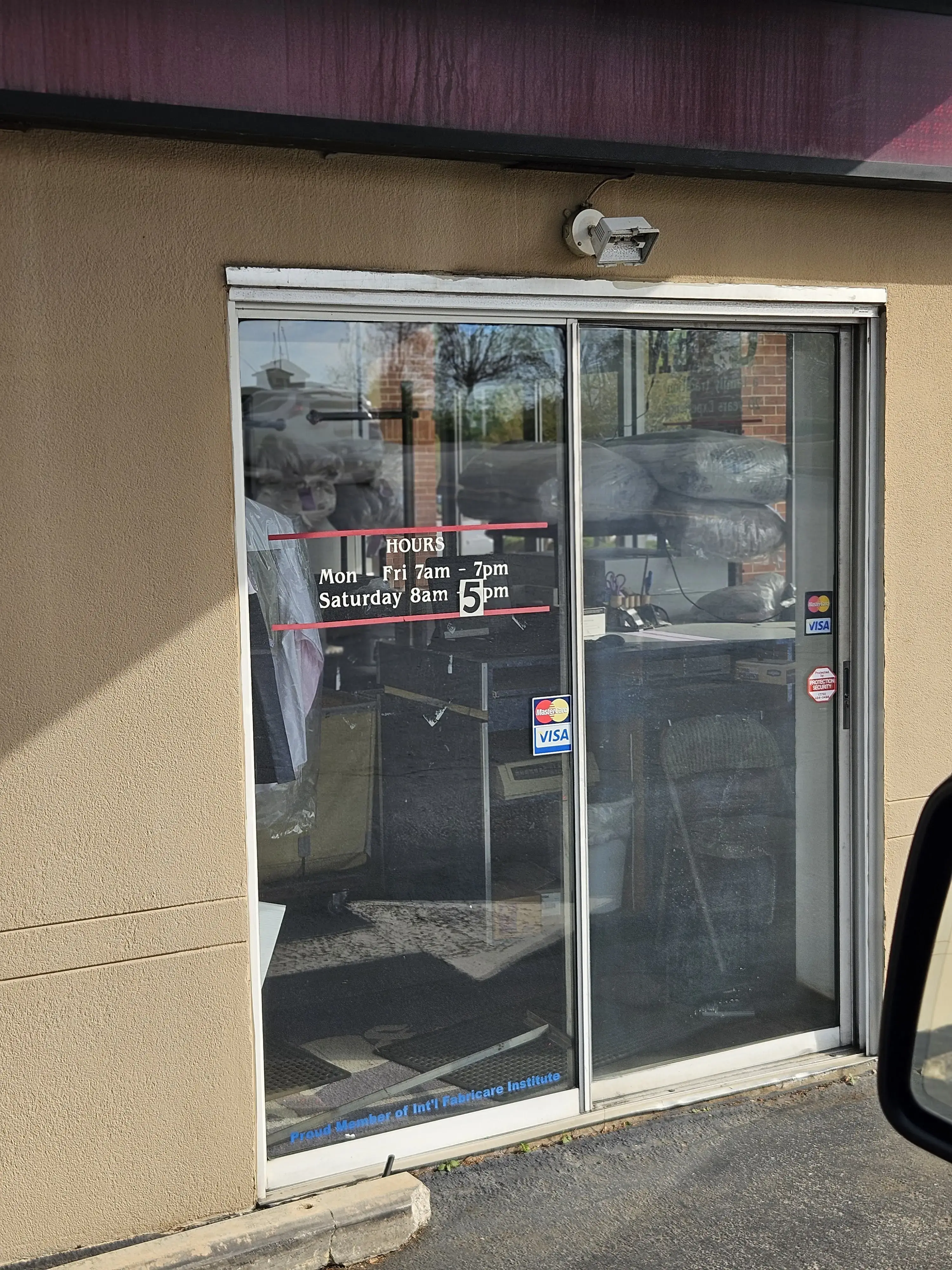 Esquire Cleaners thumbnail 2