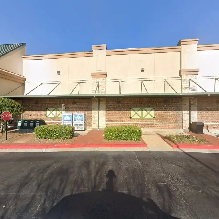 Esquire Dry Cleaners - Image 13