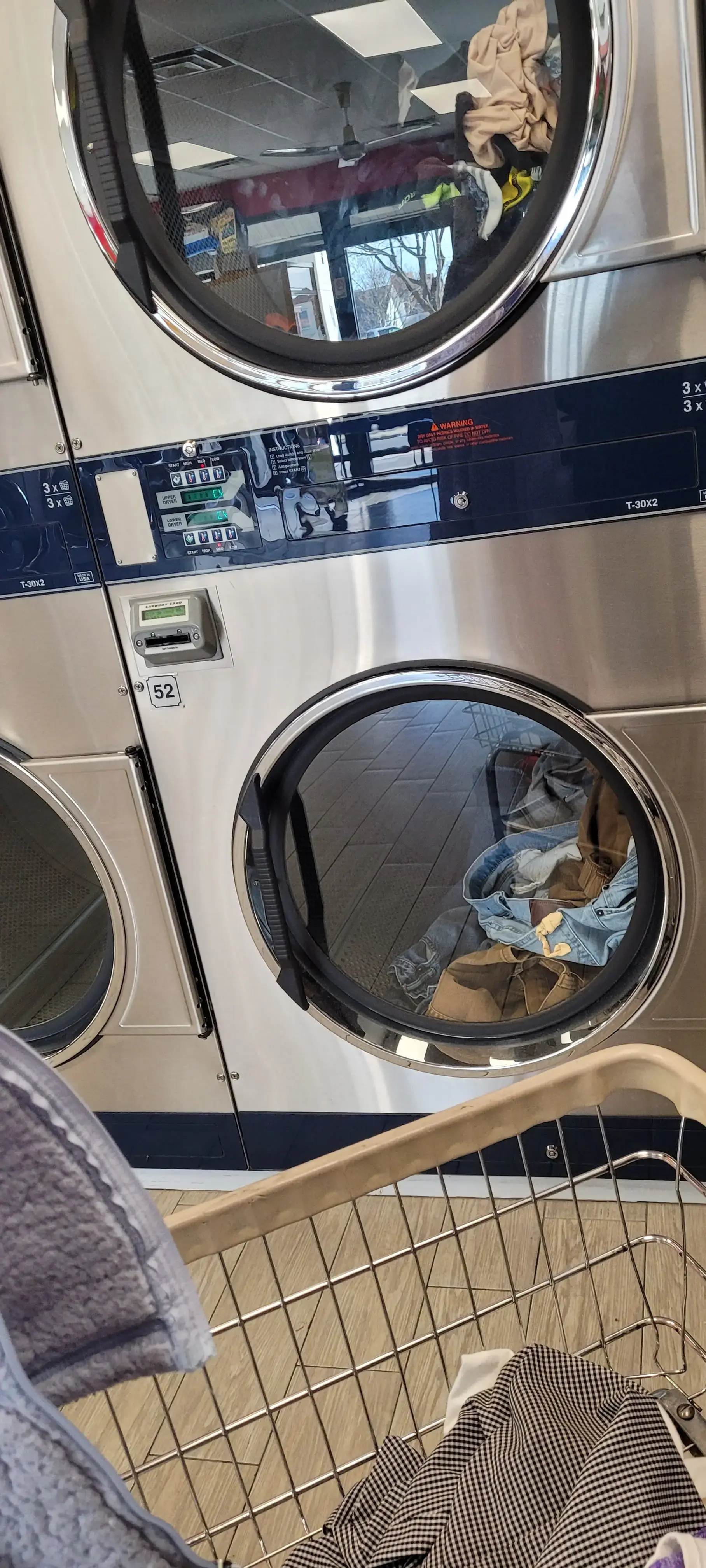 Essex Laundromat - Image 7