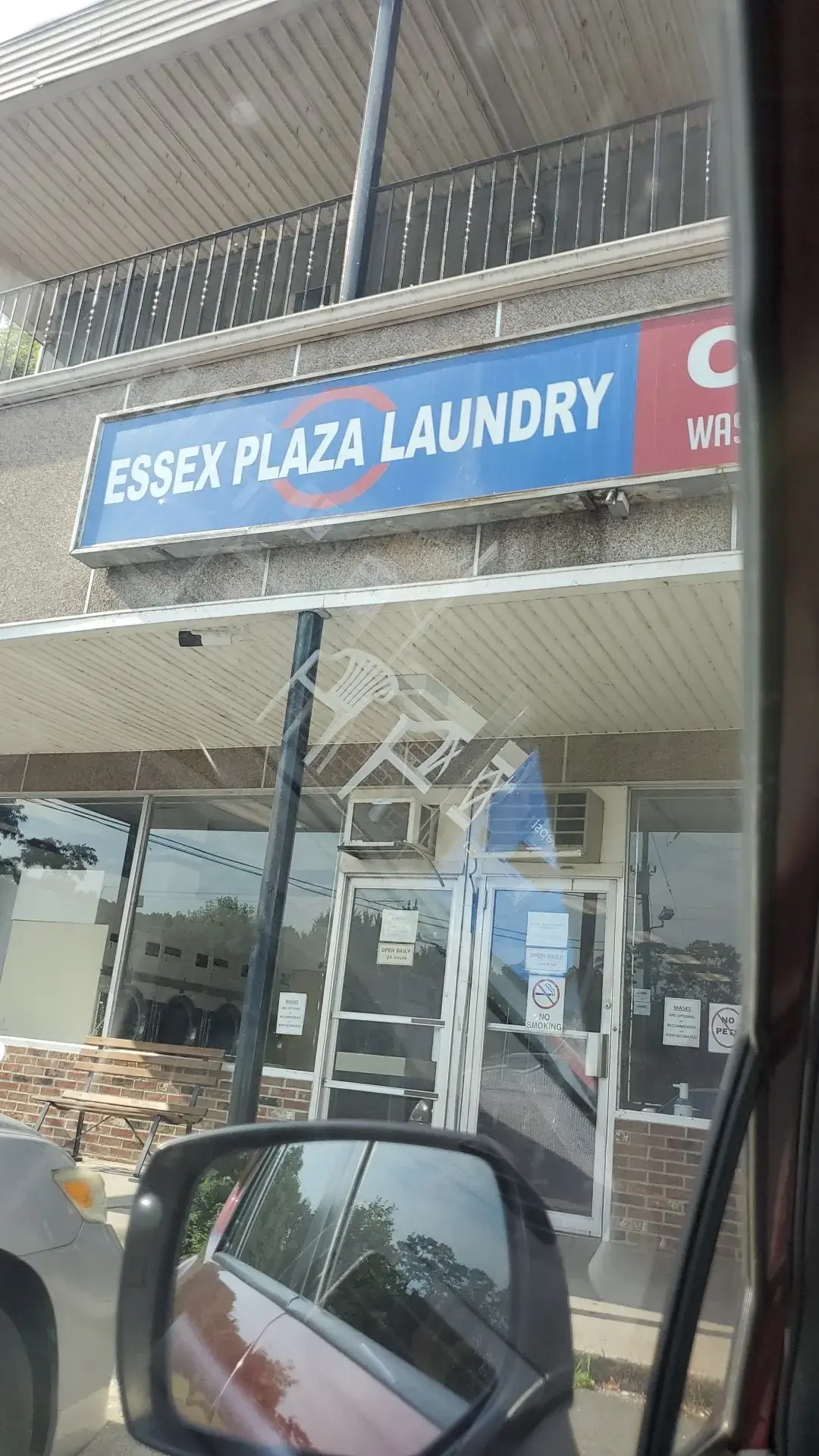ESSEX PLAZA LAUNDRY - Image 3