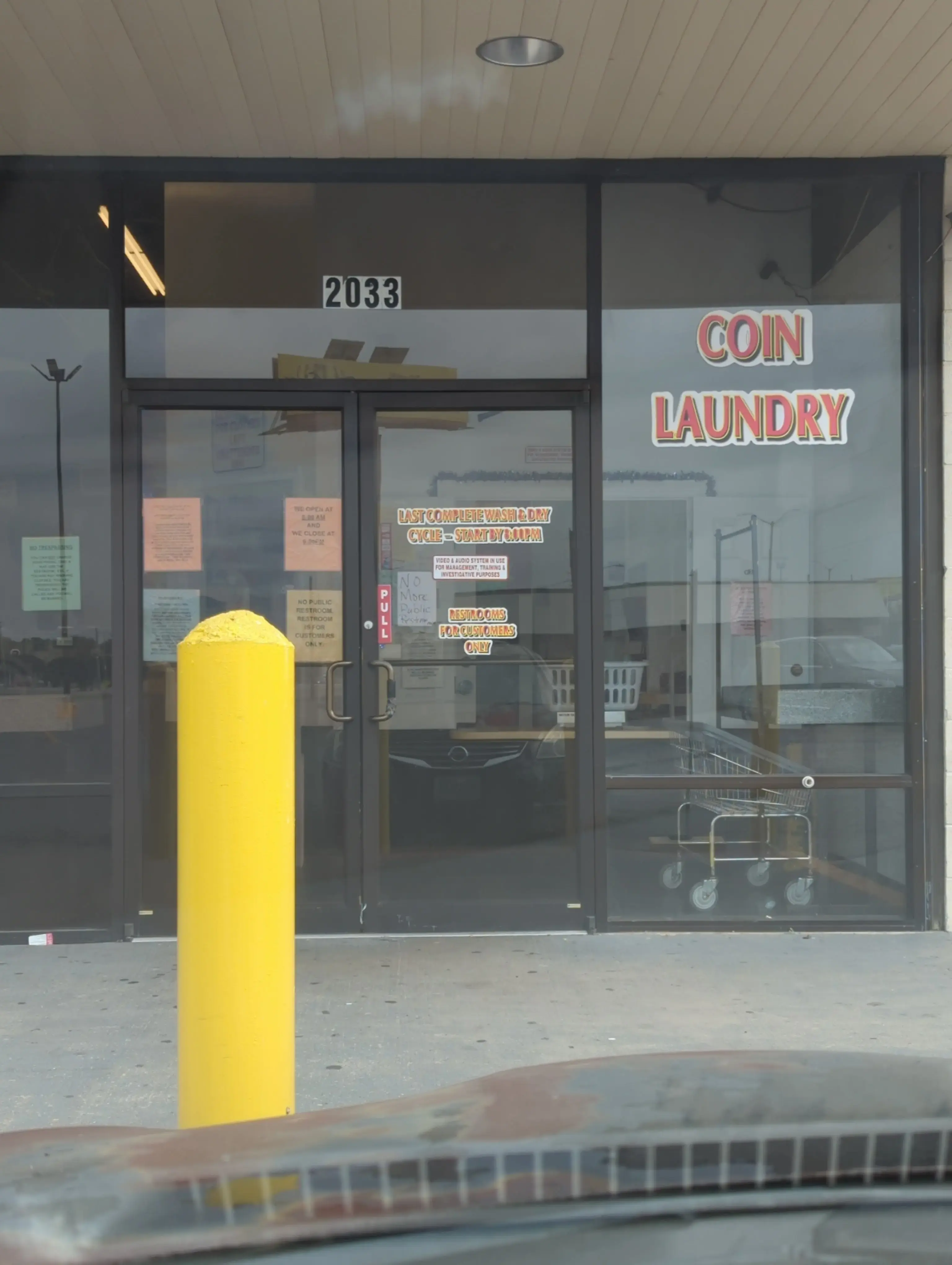 Evangeline Thwy Coin Laundry - Image 5