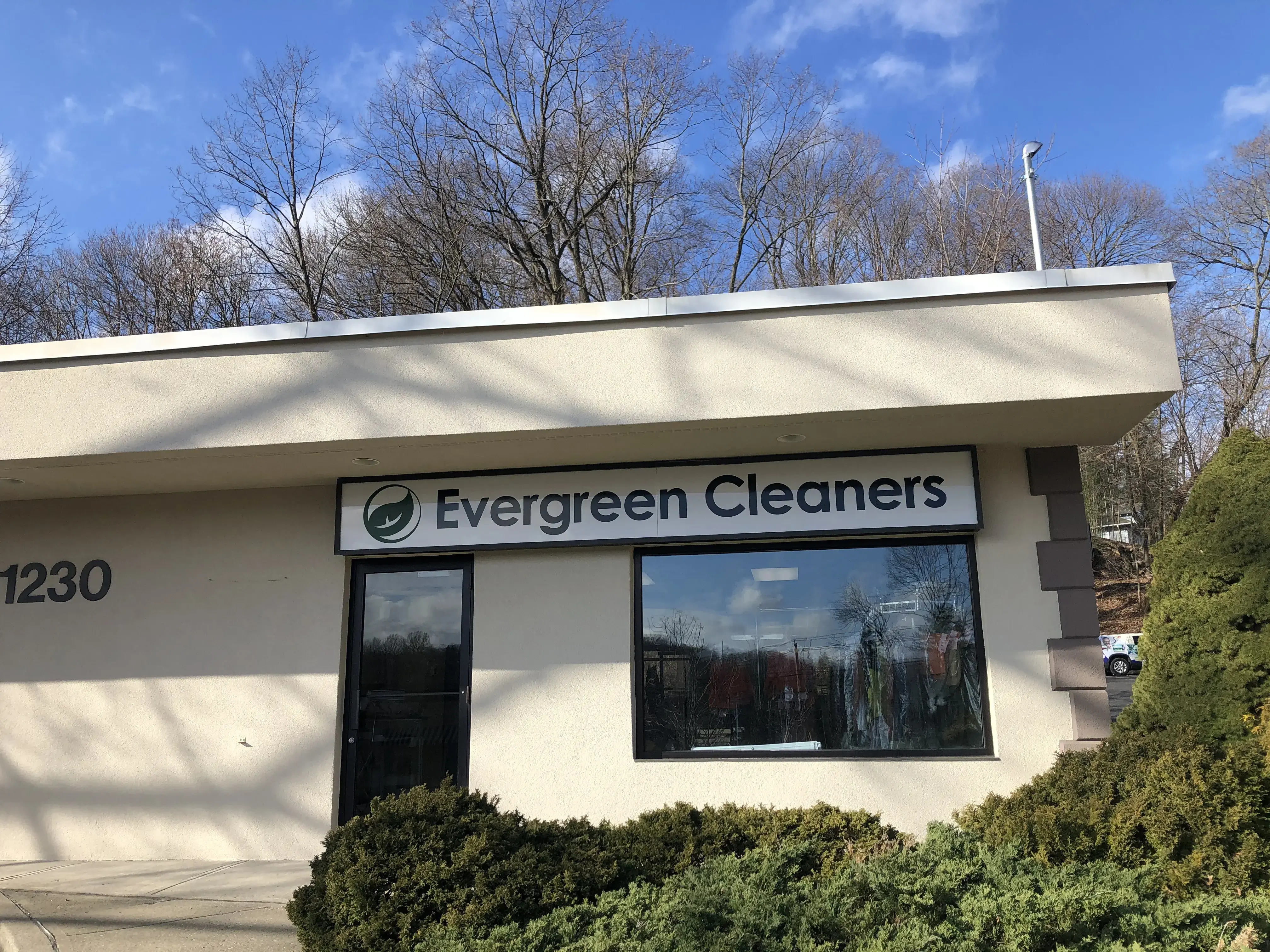 Evergreen Cleaners Briarcliff Manor location