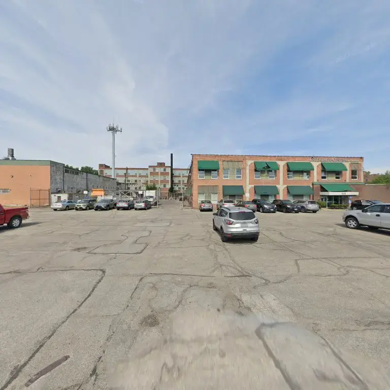 Evergreen Cooperative Laundry - Image 2