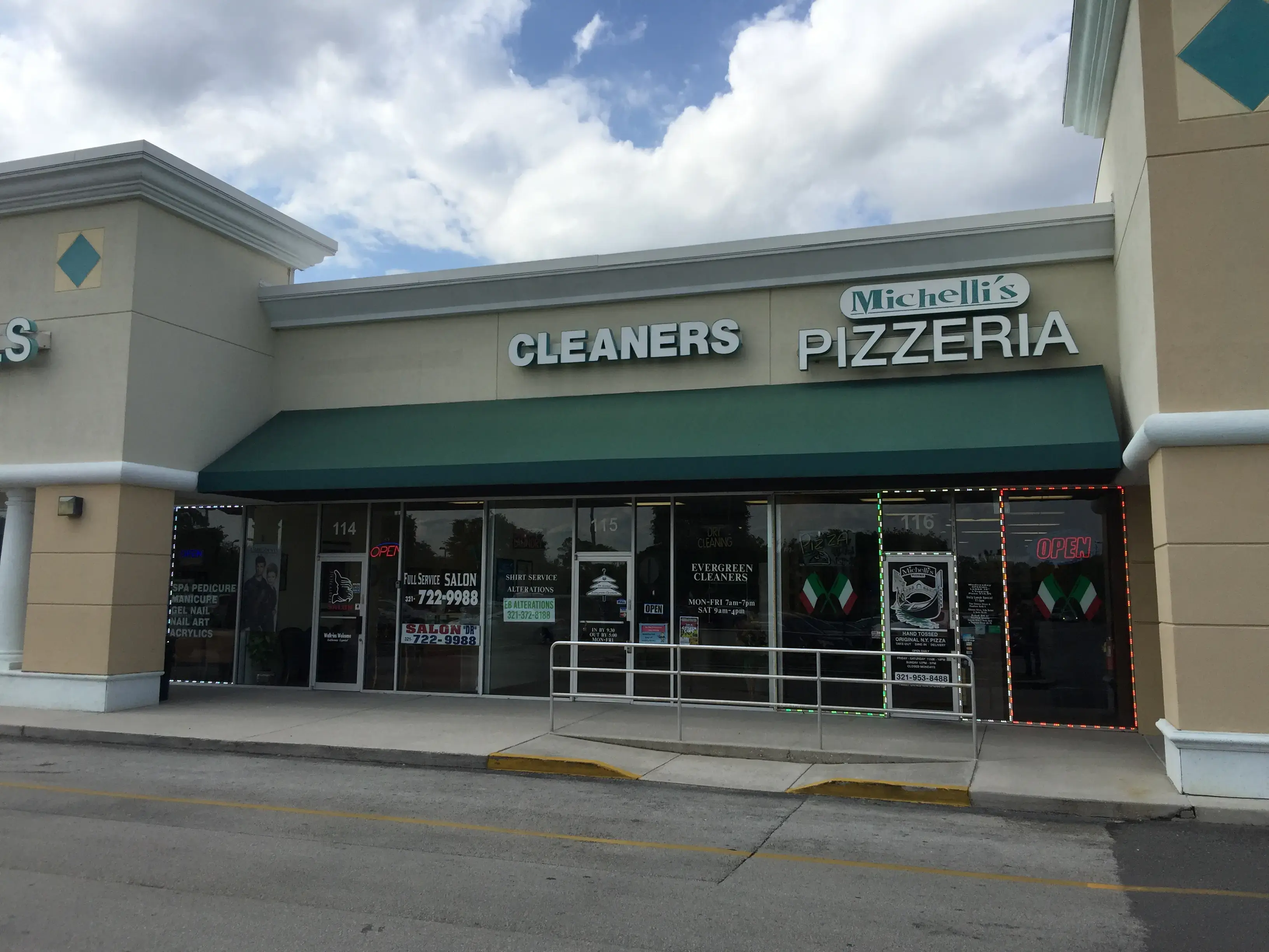 Evergreen Drycleaners & Laundry: Palm Crossing thumbnail 9