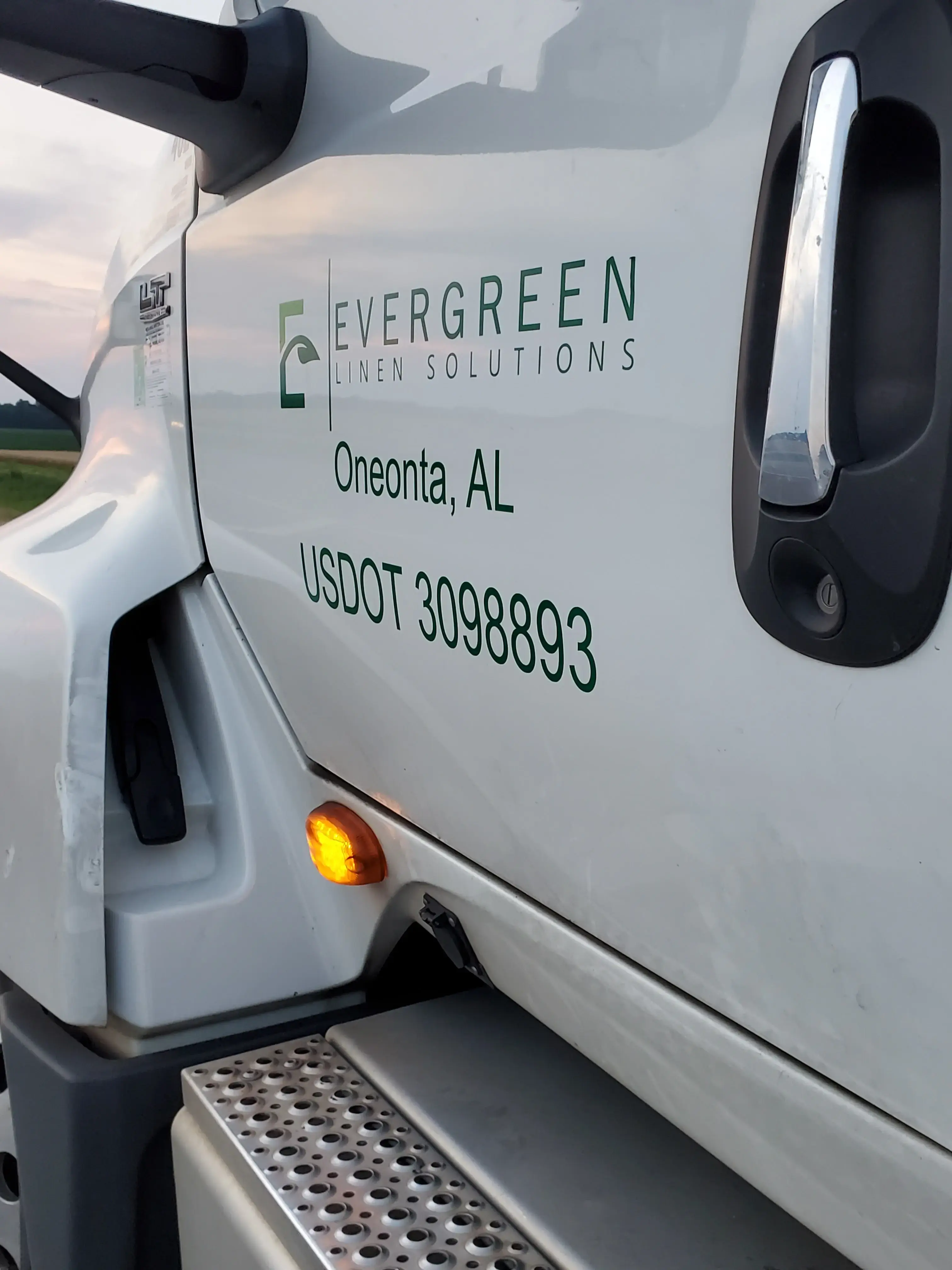 Evergreen Linen Solutions thumbnail 5