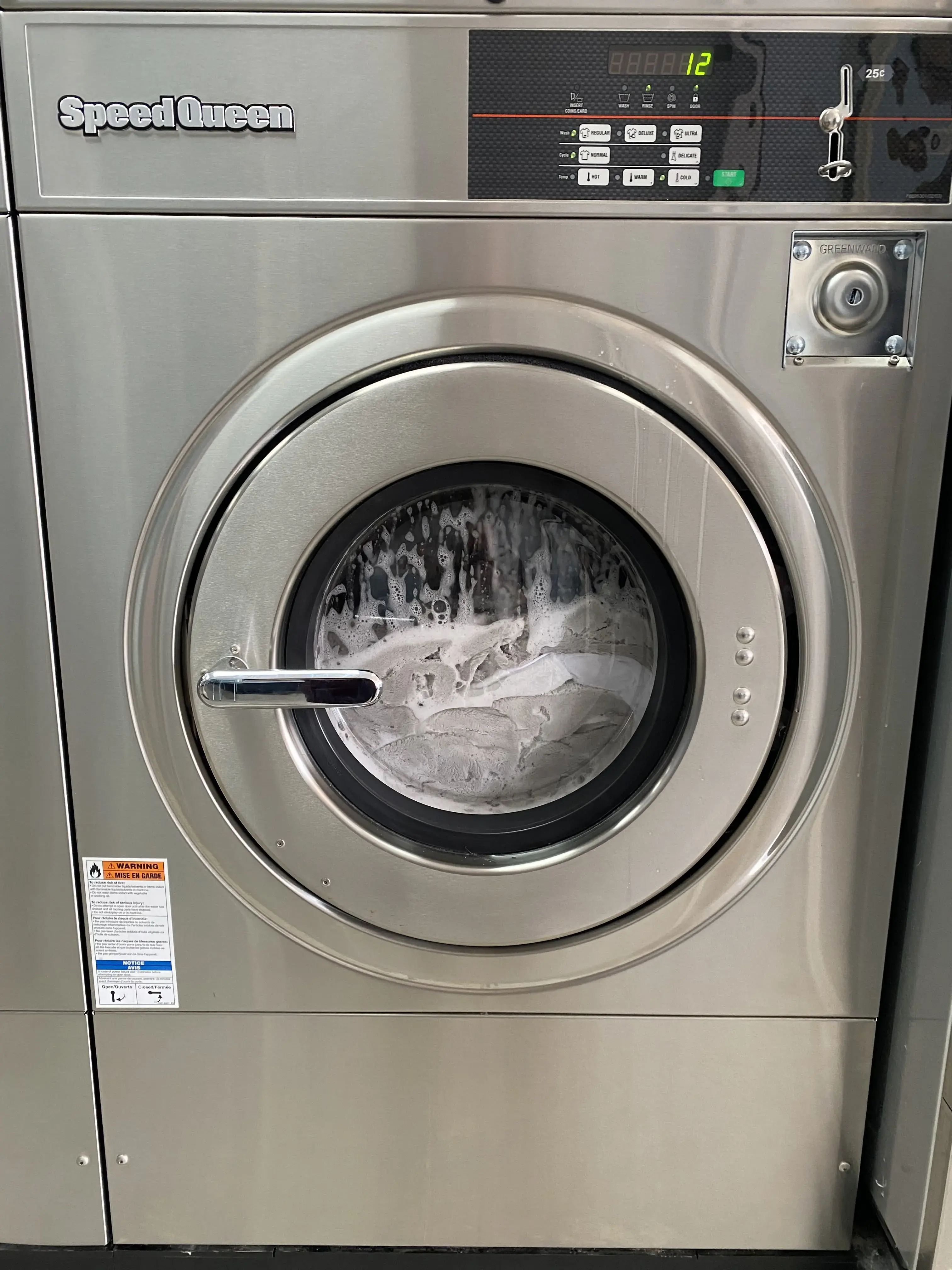 Everybuddy's Laundromat-Monument Point Shopping Center thumbnail 16