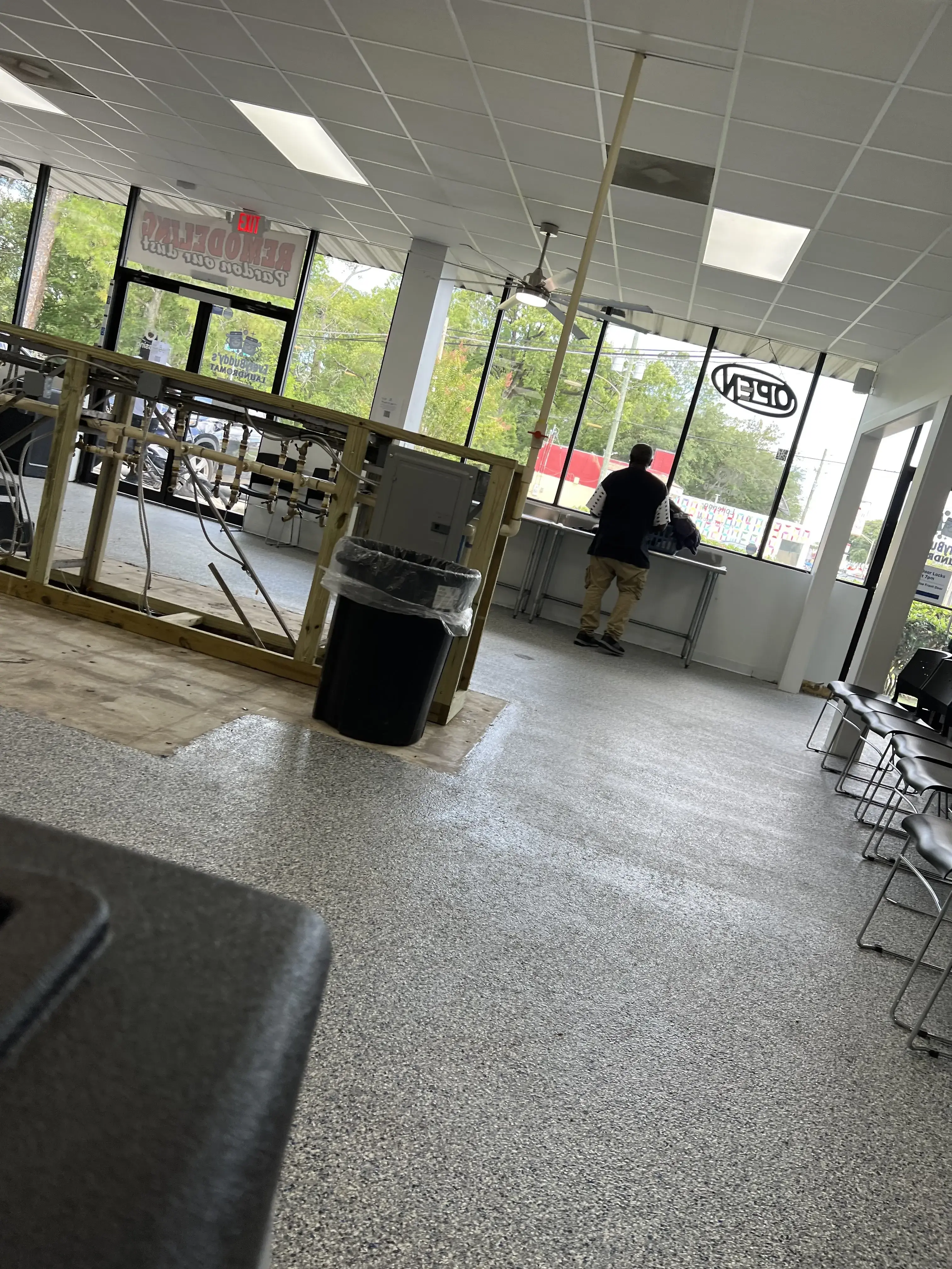 Everybuddy’s Laundromat Pickup and Delivery - Image 7