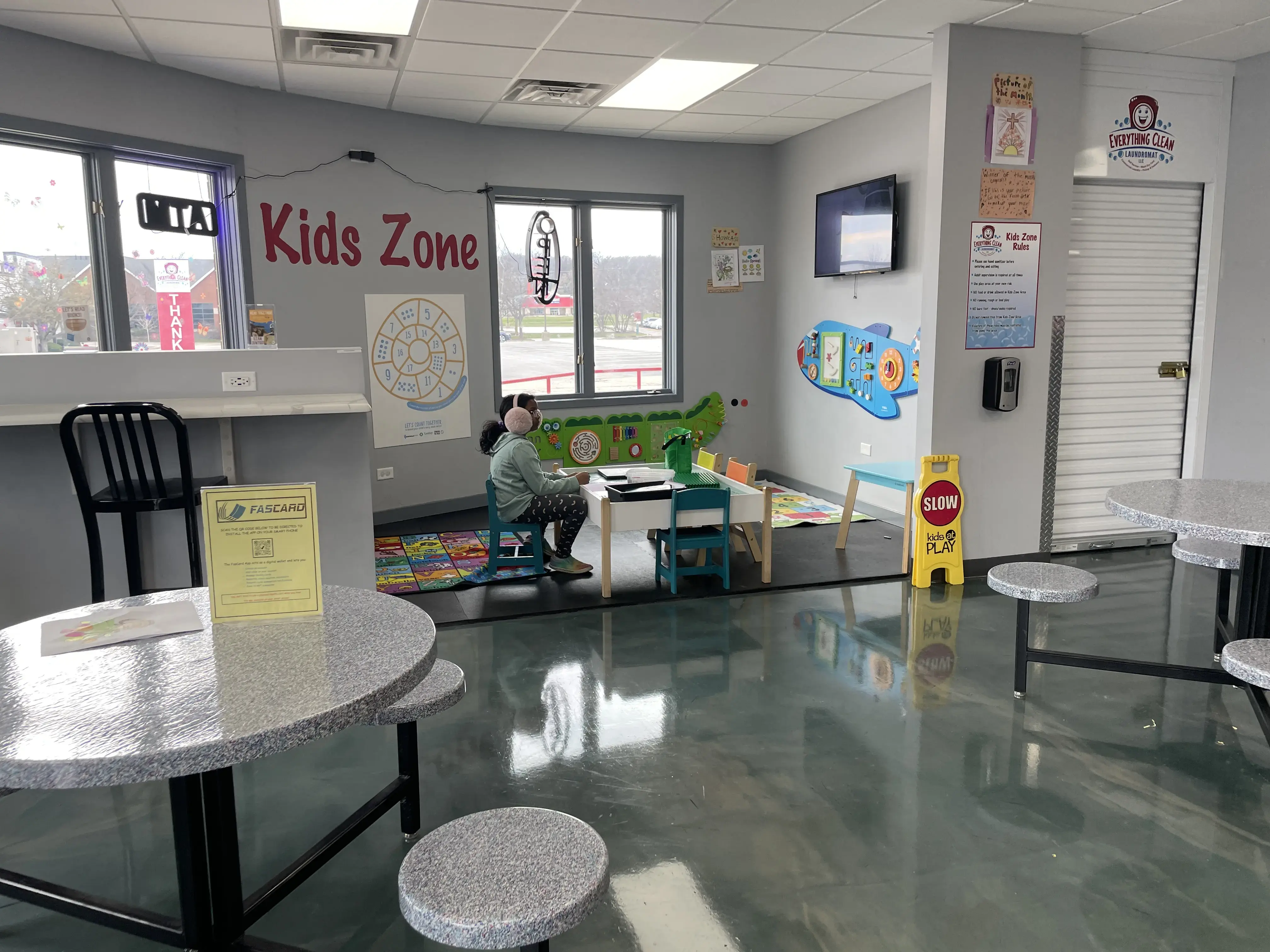 Everything Clean Laundromat thumbnail 11