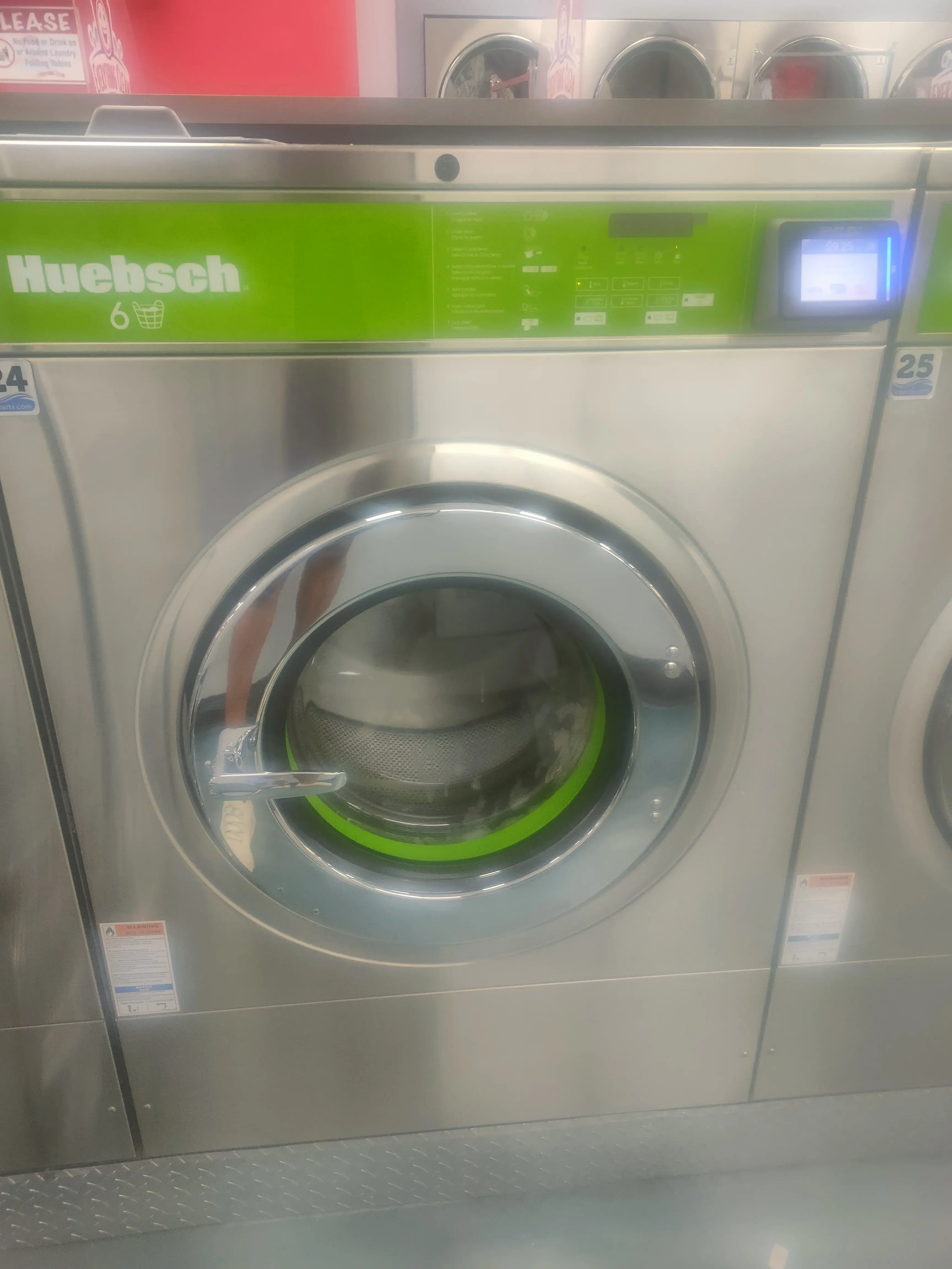 Everything Clean Laundromat thumbnail 12