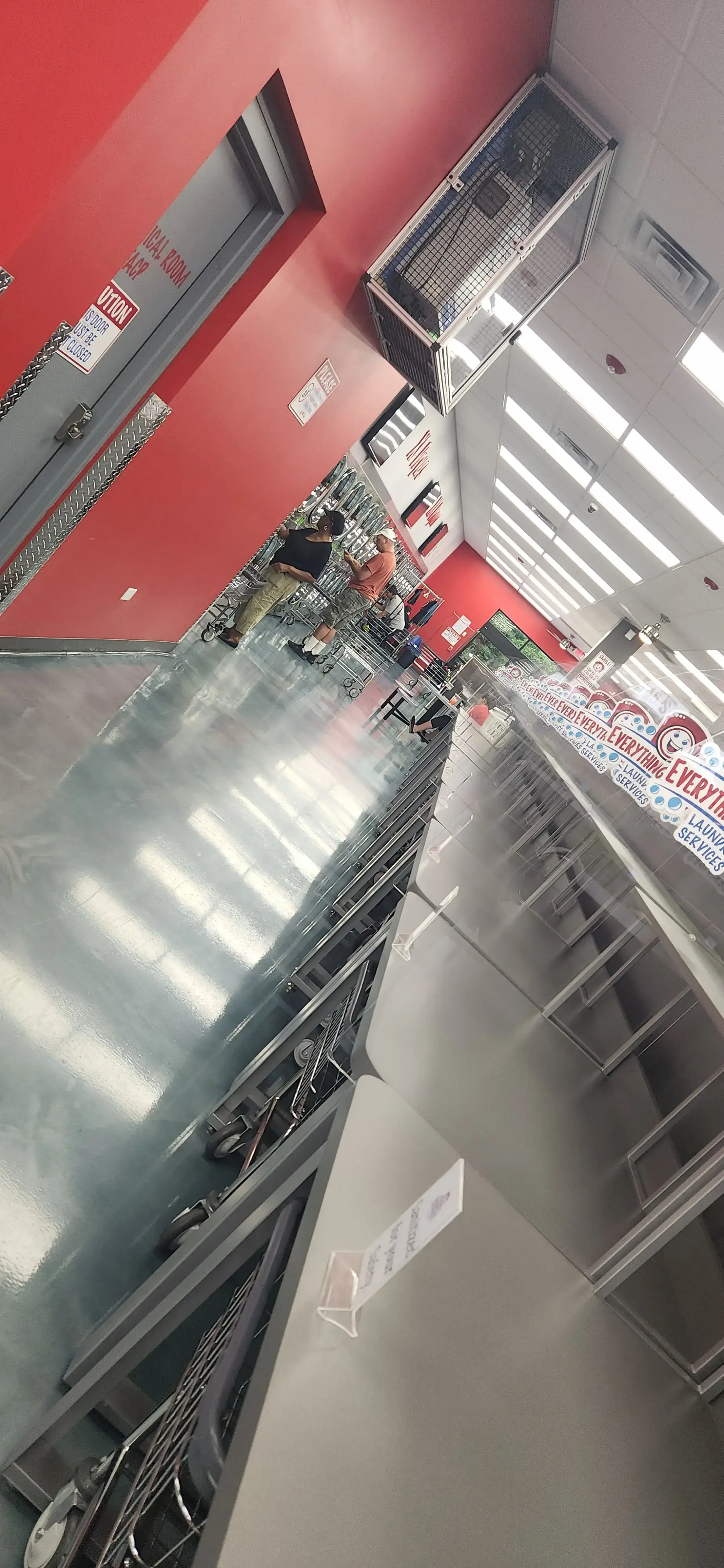 Everything Clean Laundromat - Image 18