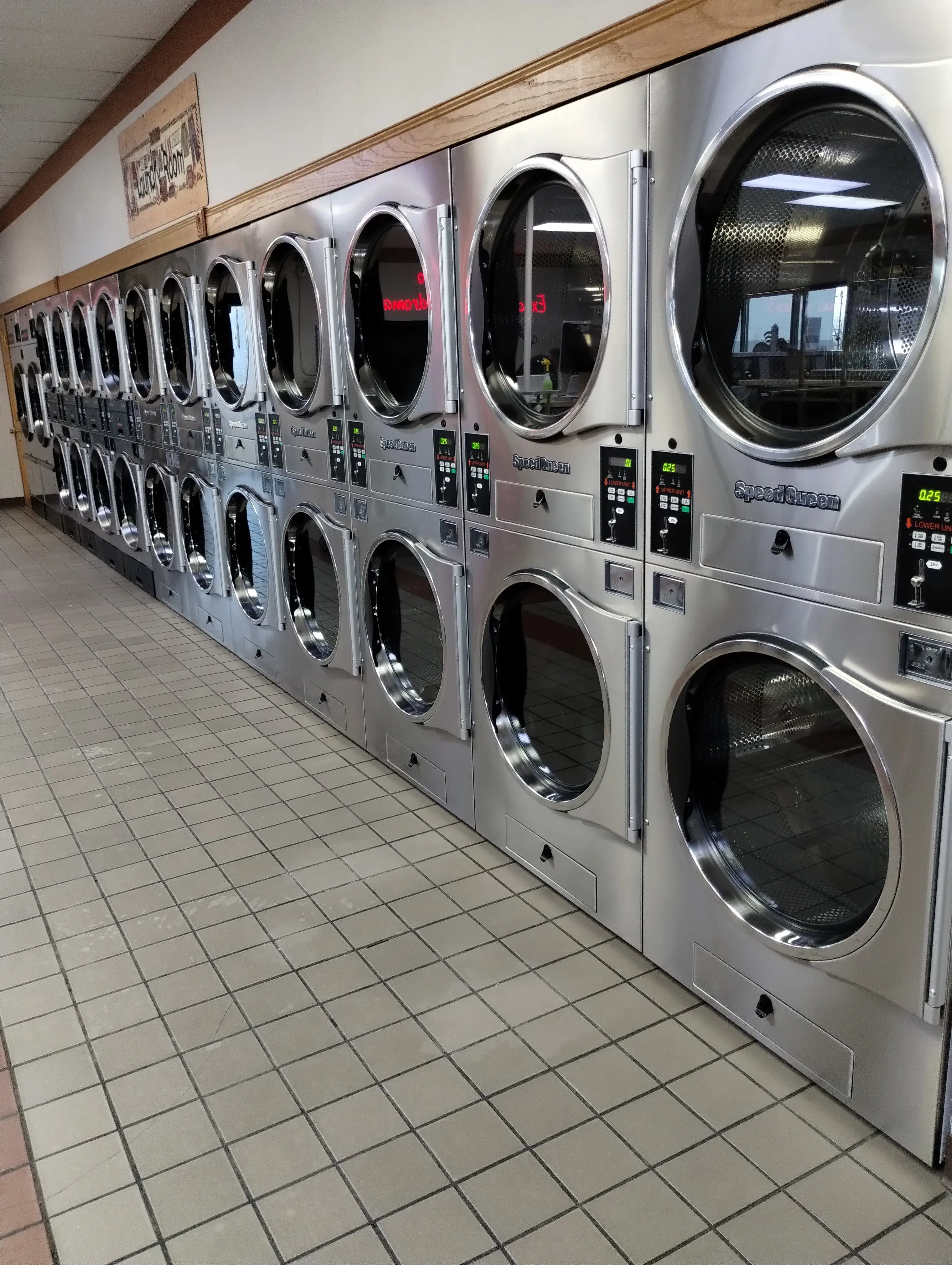 Excalibur Laundromat location
