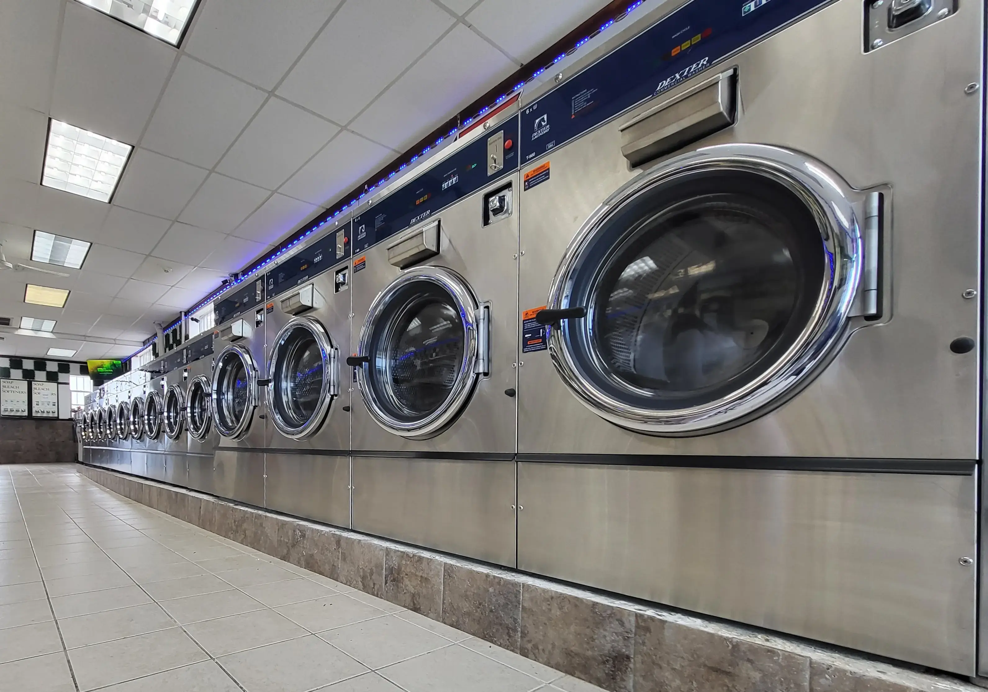 Expo Laundromat & Dry Cleaning - Norwalk location