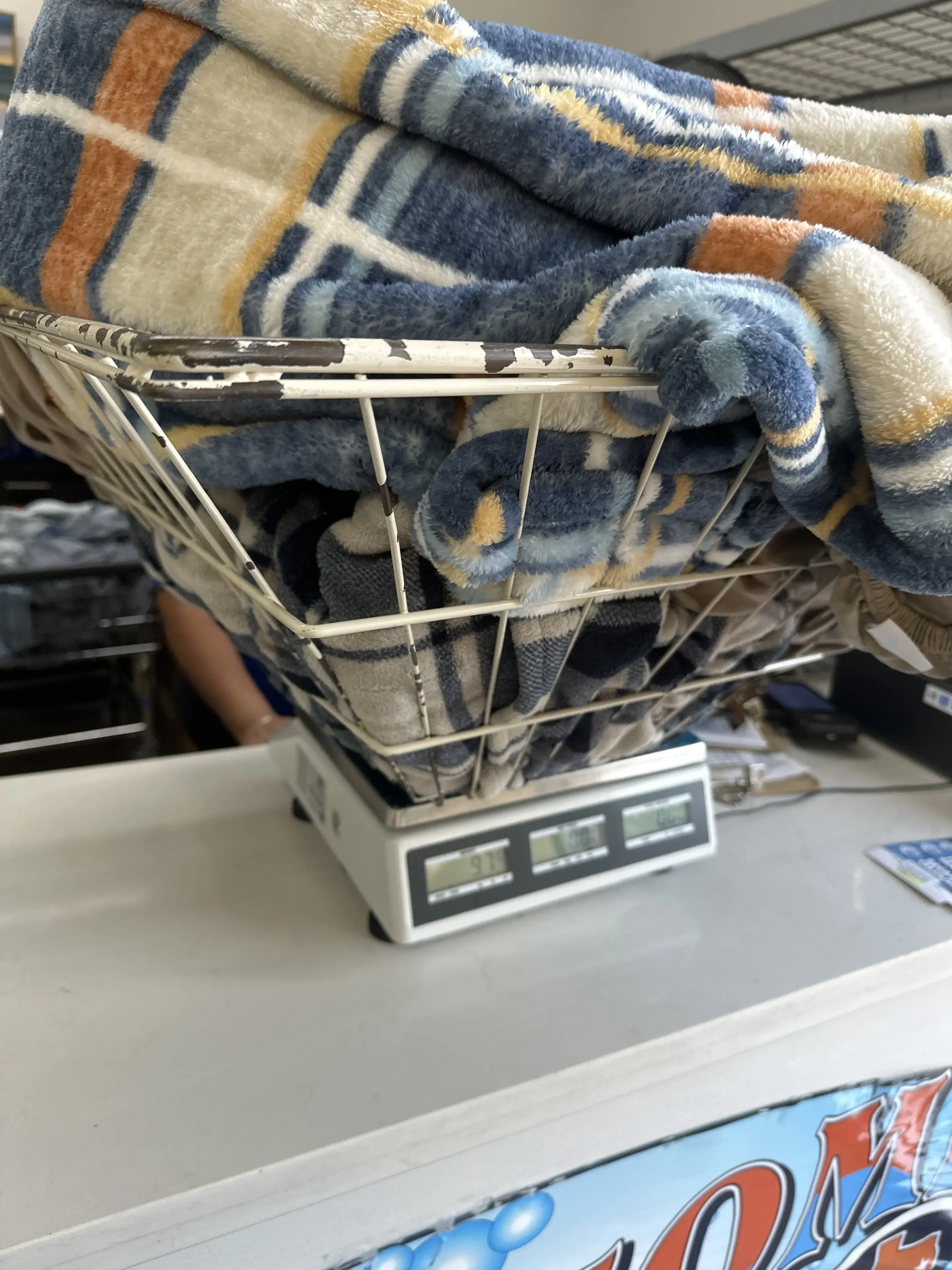 Express Clean Washateria thumbnail 14