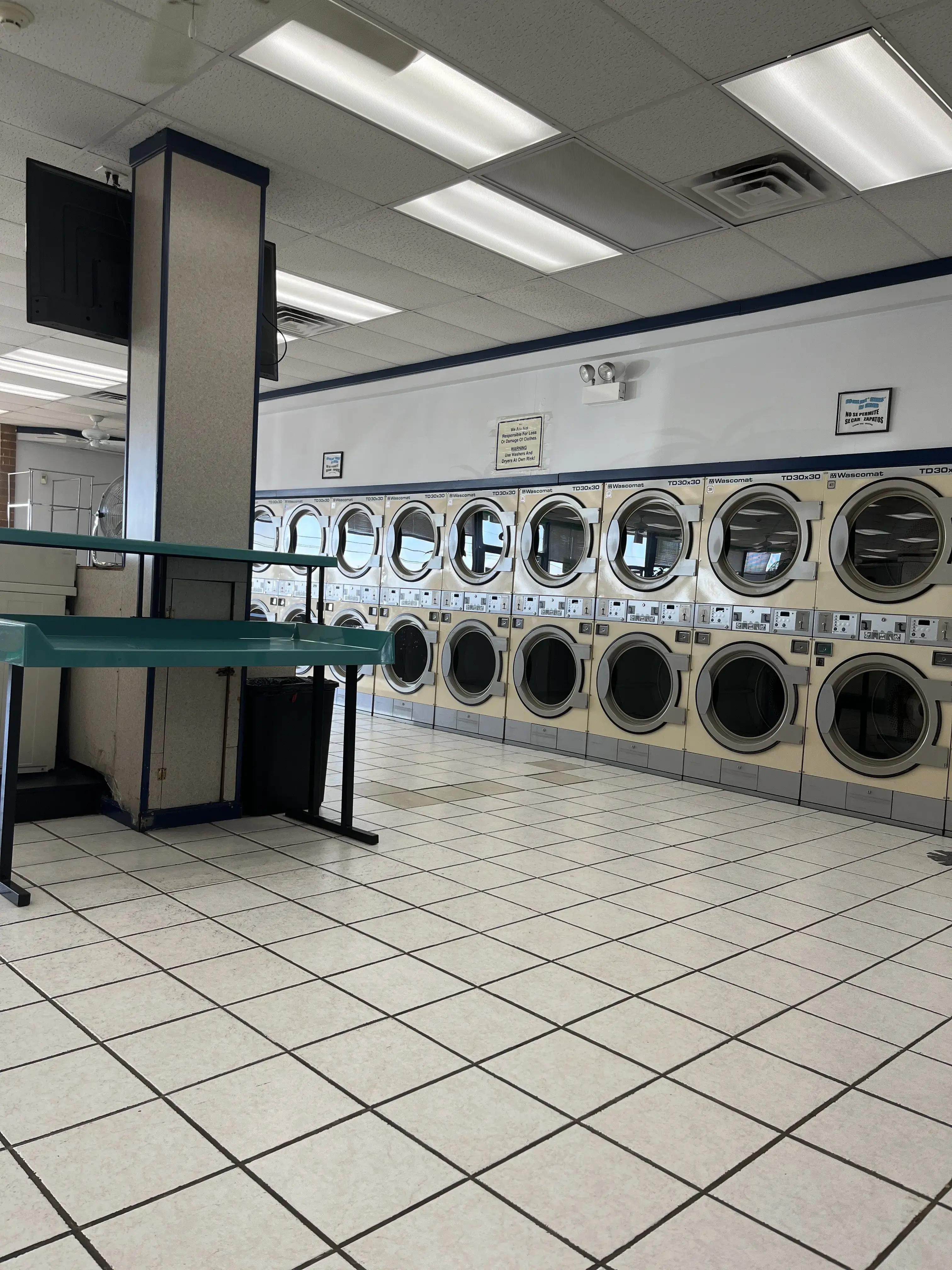 Express Coin Laundromat - Image 7