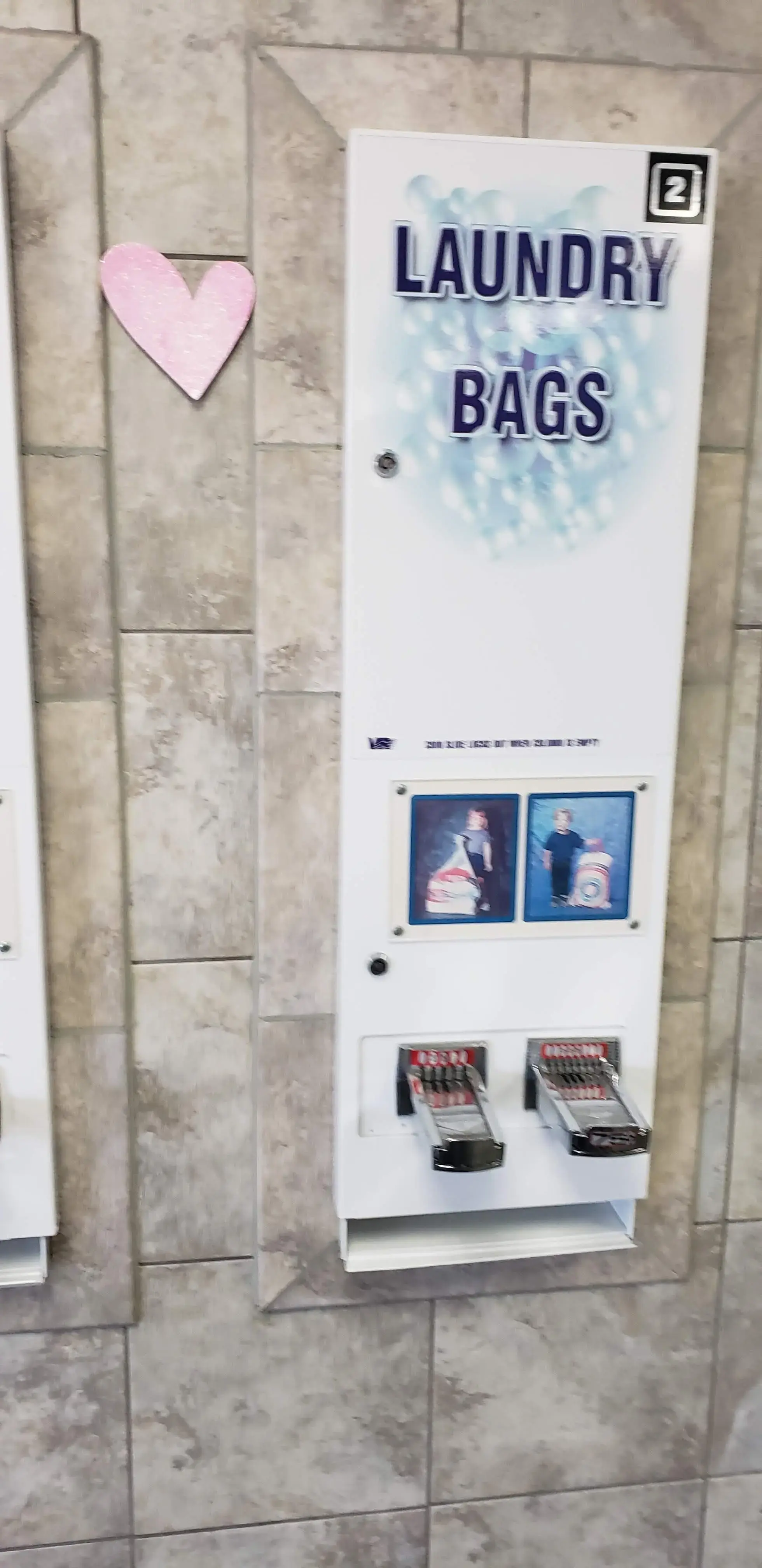 Express Coin Laundry - Image 17