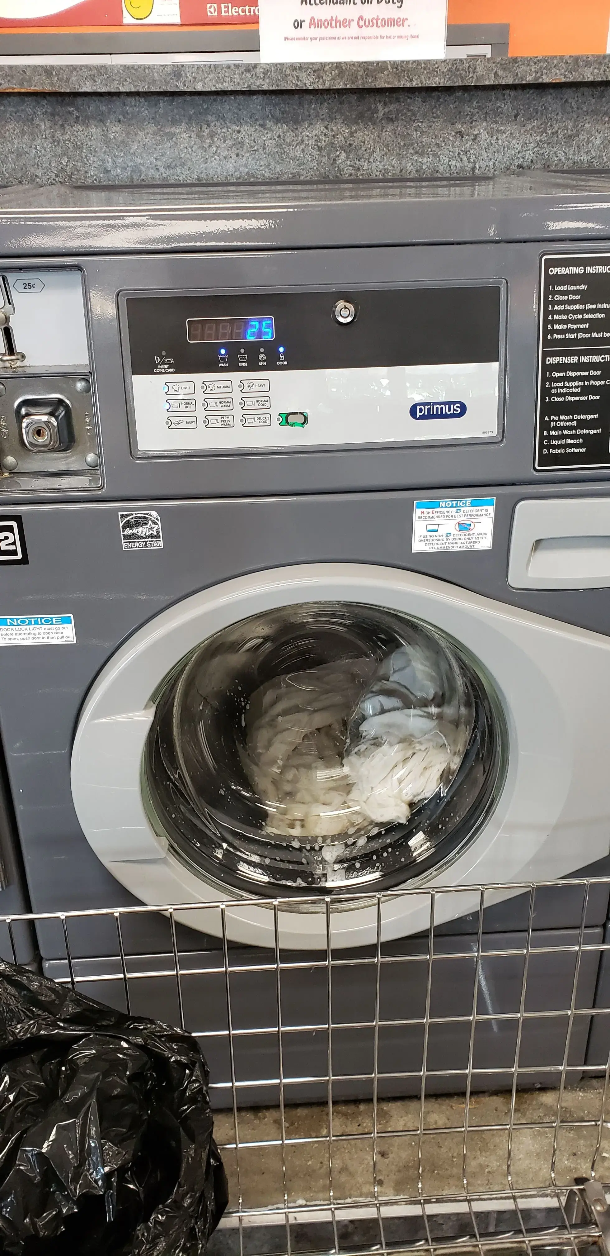 Express Coin Laundry - Image 10
