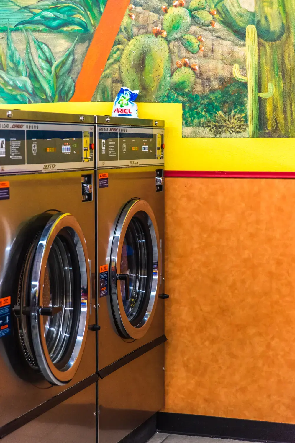 Express Coin Laundry - Image 12
