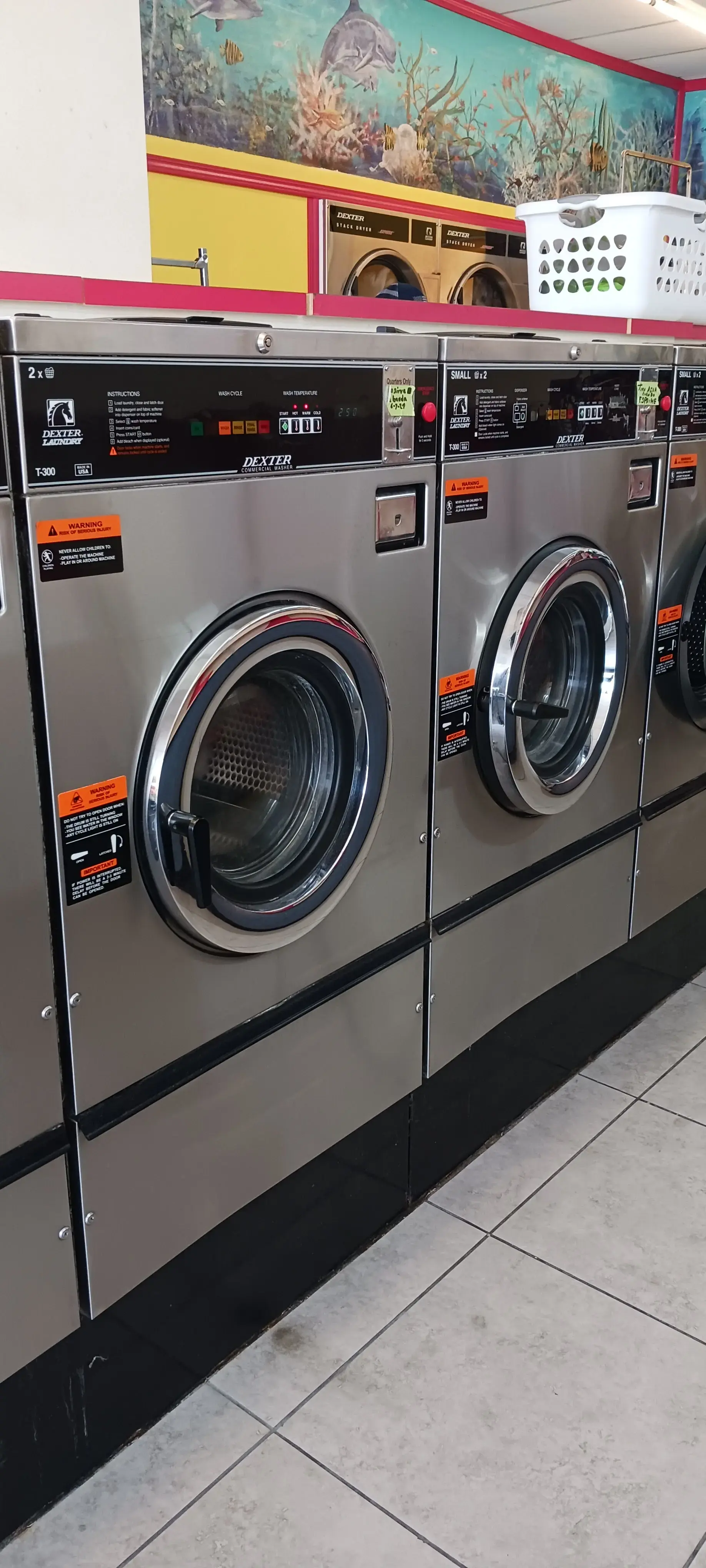 Express Coin Laundry - Image 19