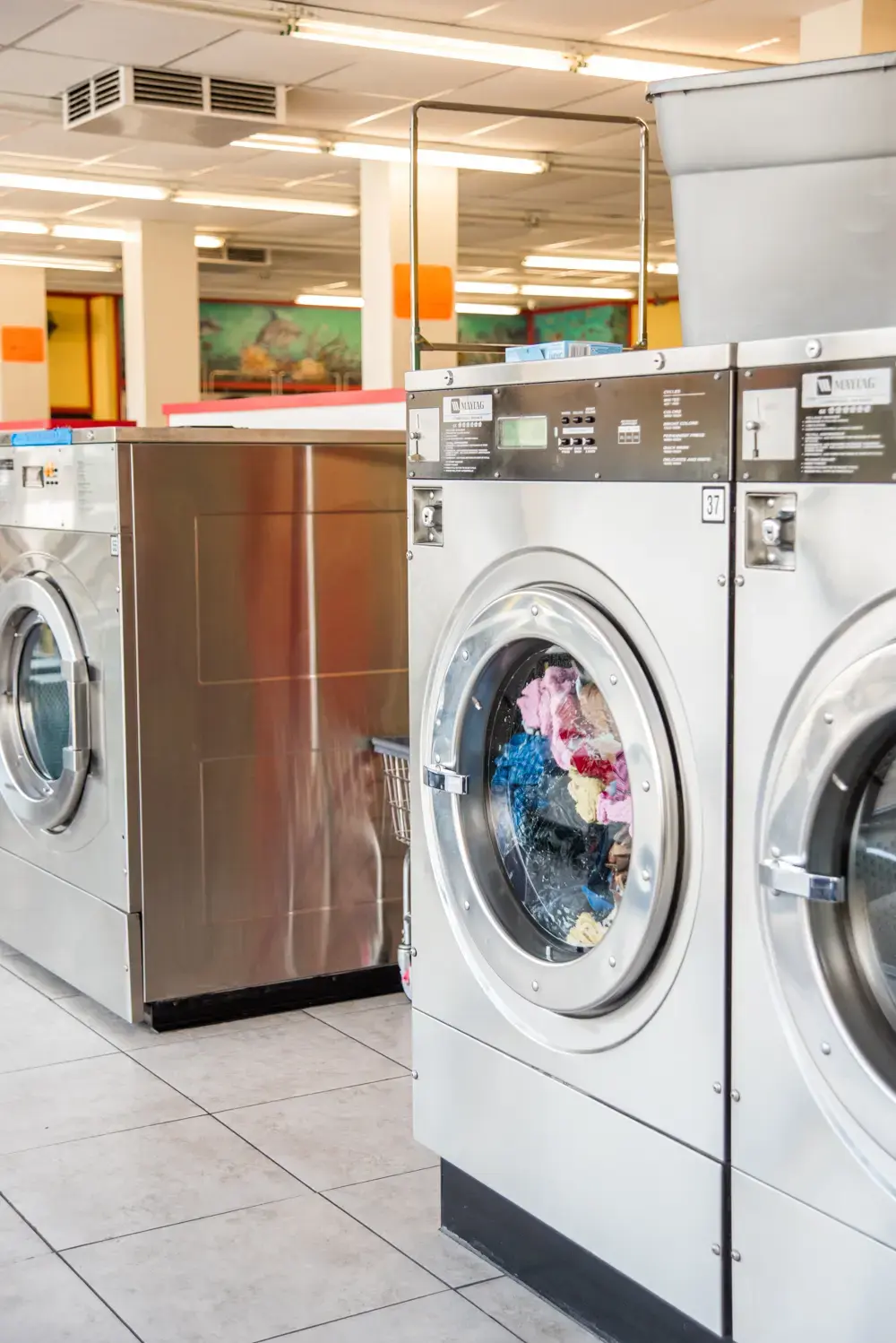 Express Coin Laundry thumbnail 14