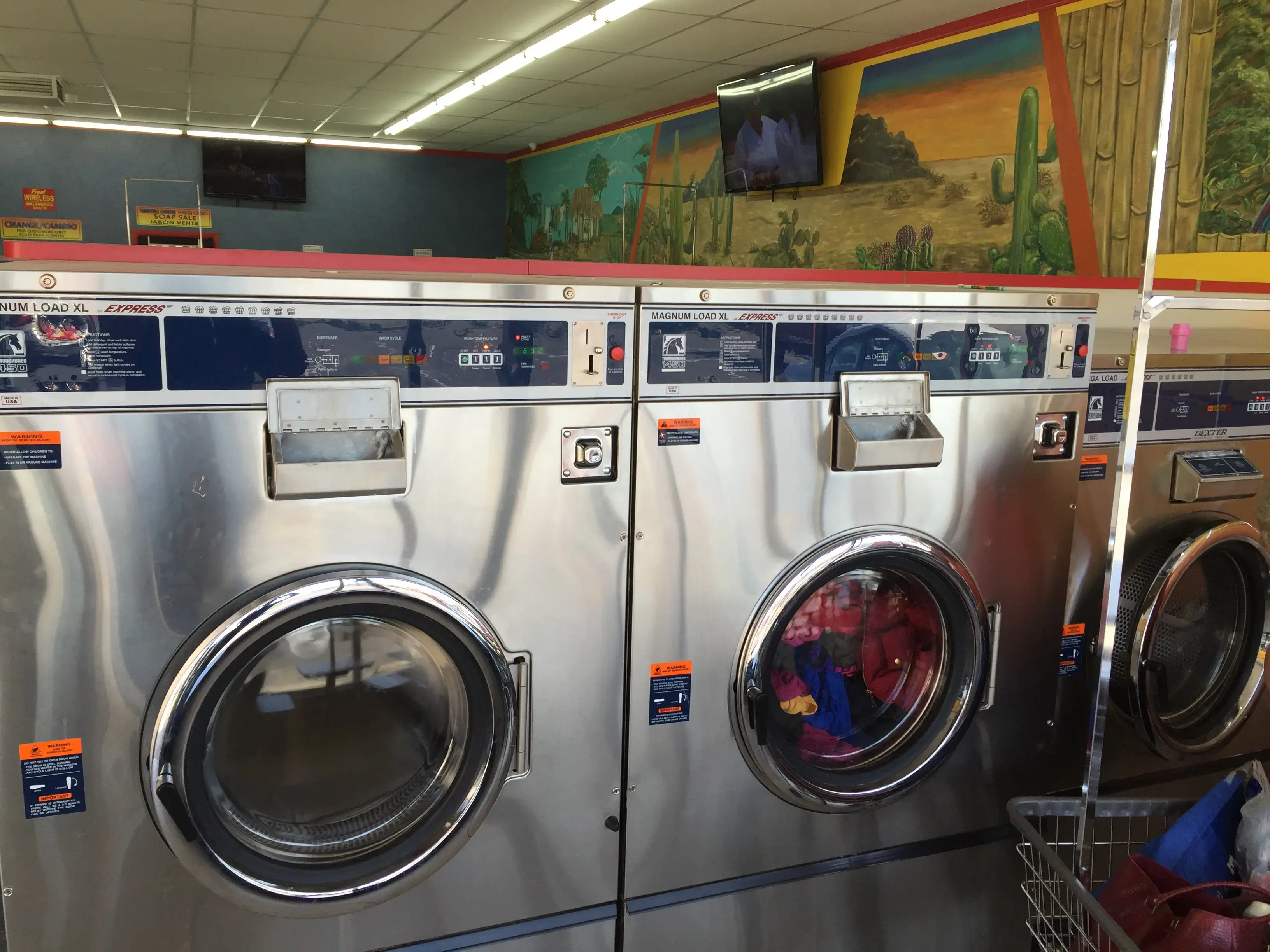 Express Coin Laundry thumbnail 17
