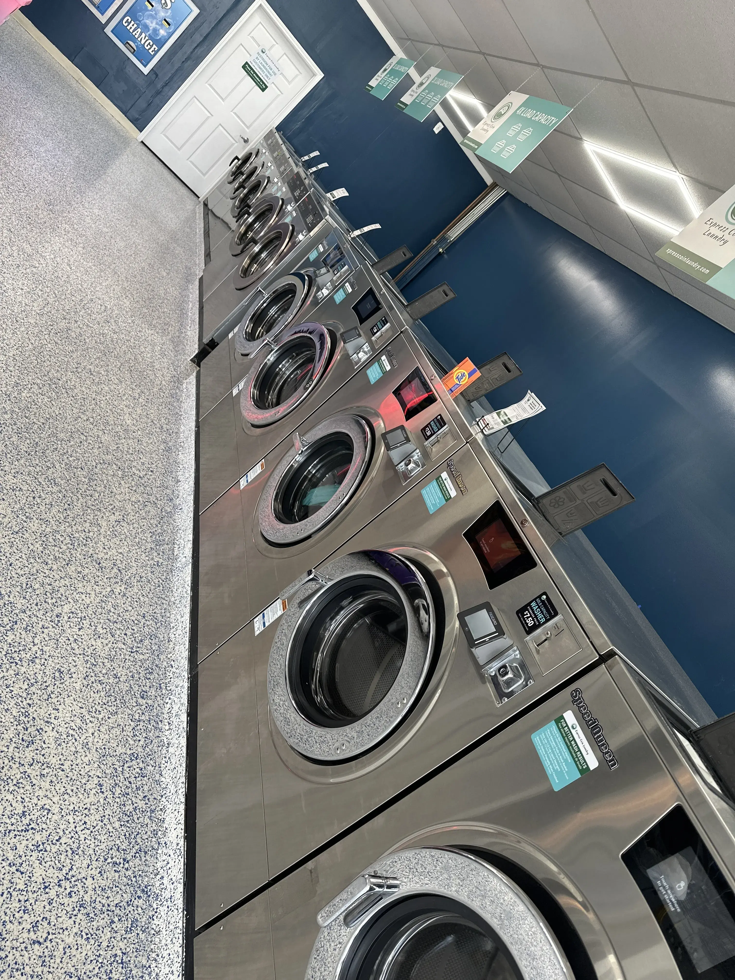 Express Coin Laundry - Image 12