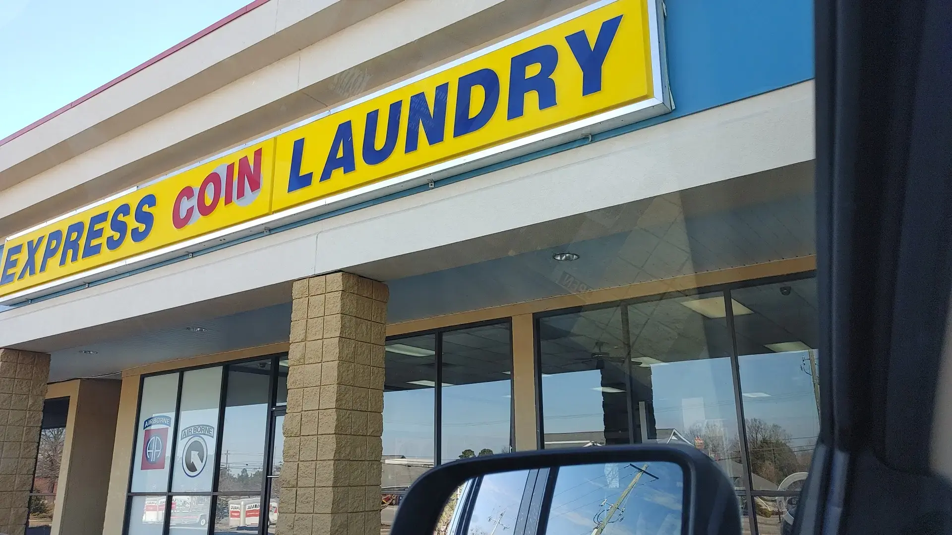 Express Coin Laundry thumbnail 8