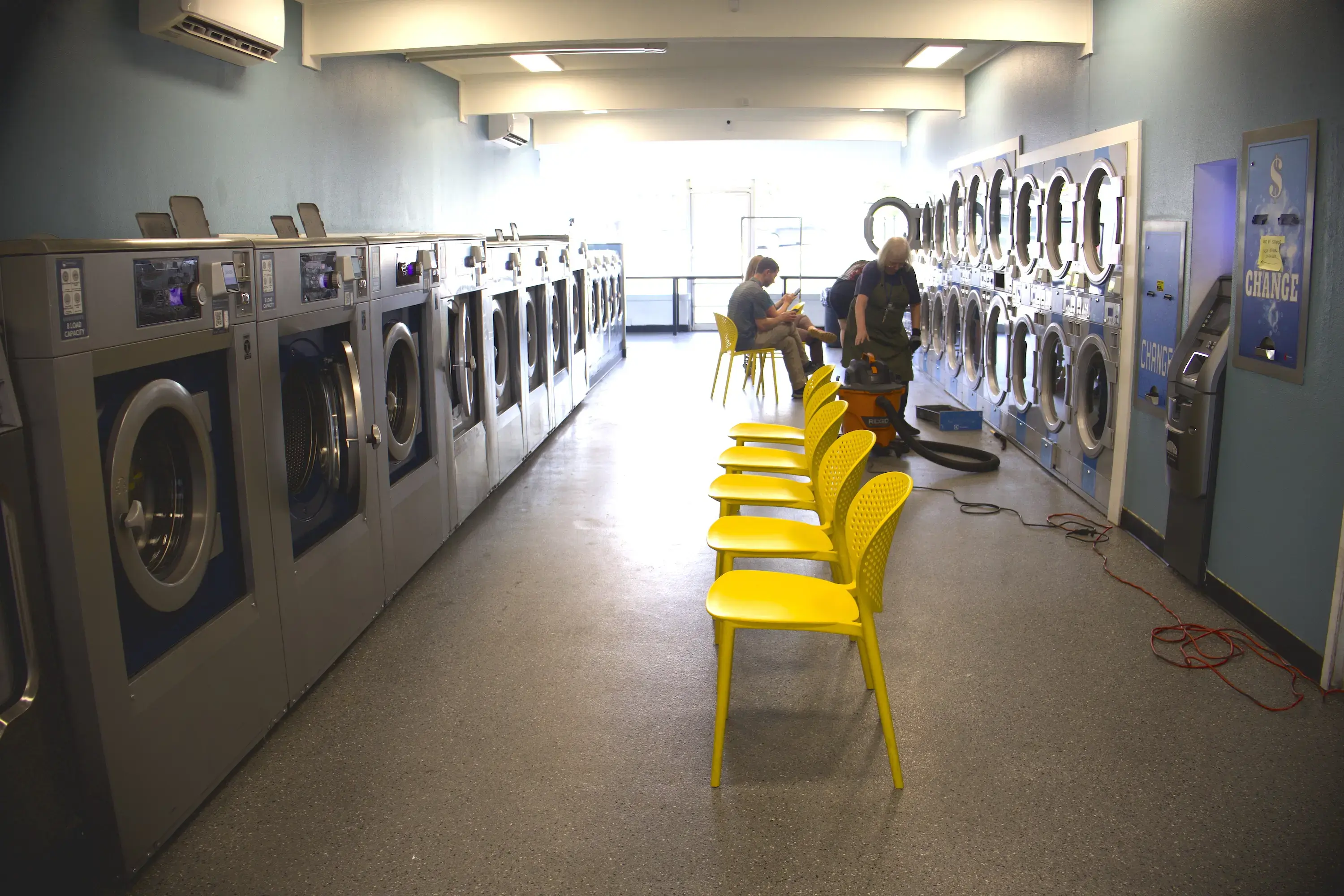 Express Eco Laundromat - Image 3