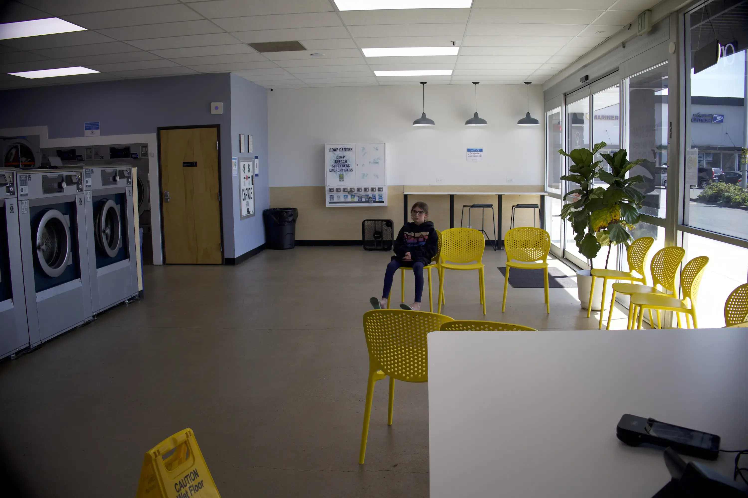 Express Eco Laundromat thumbnail 10