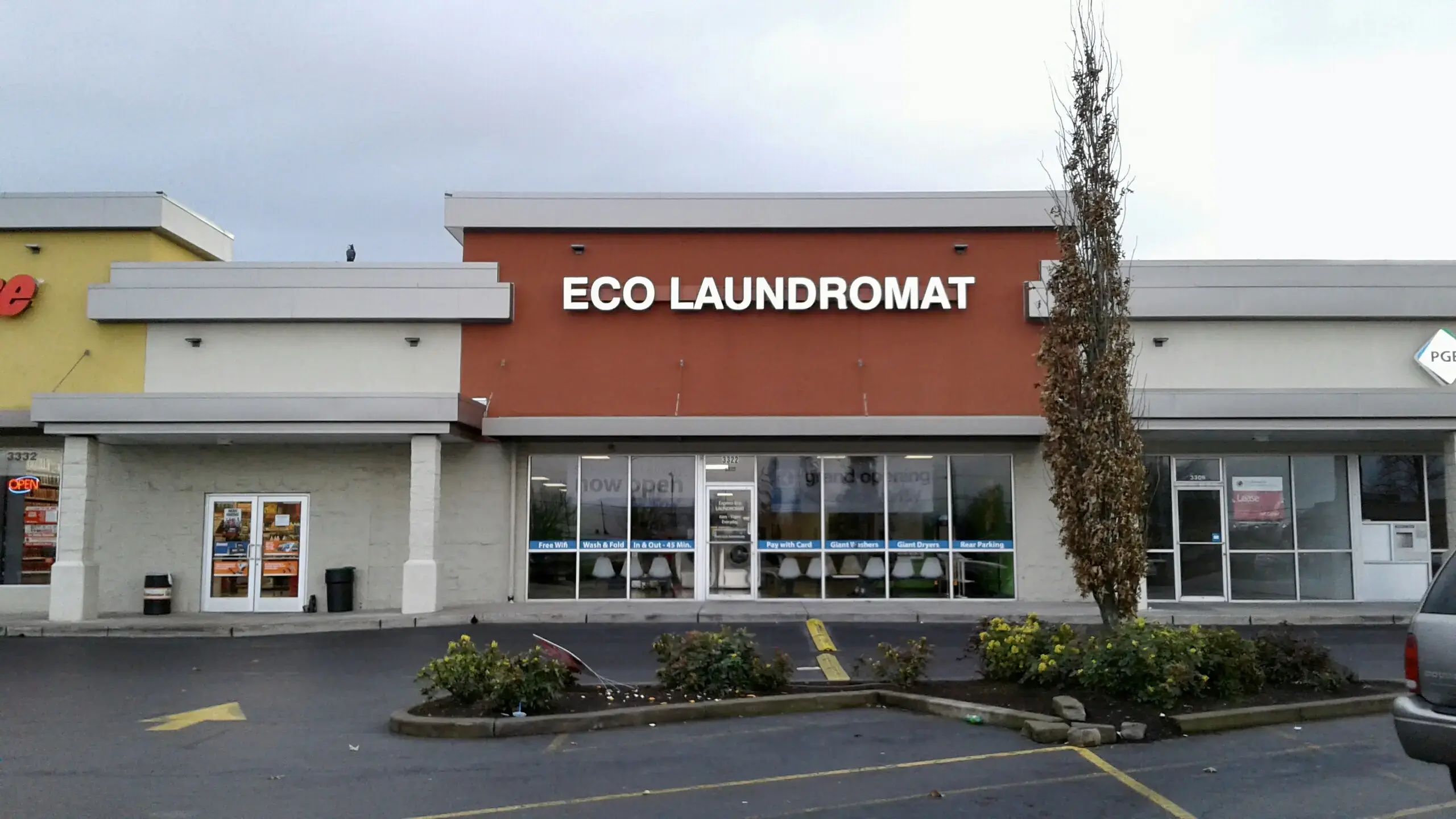 Express Eco Laundromat - Image 7