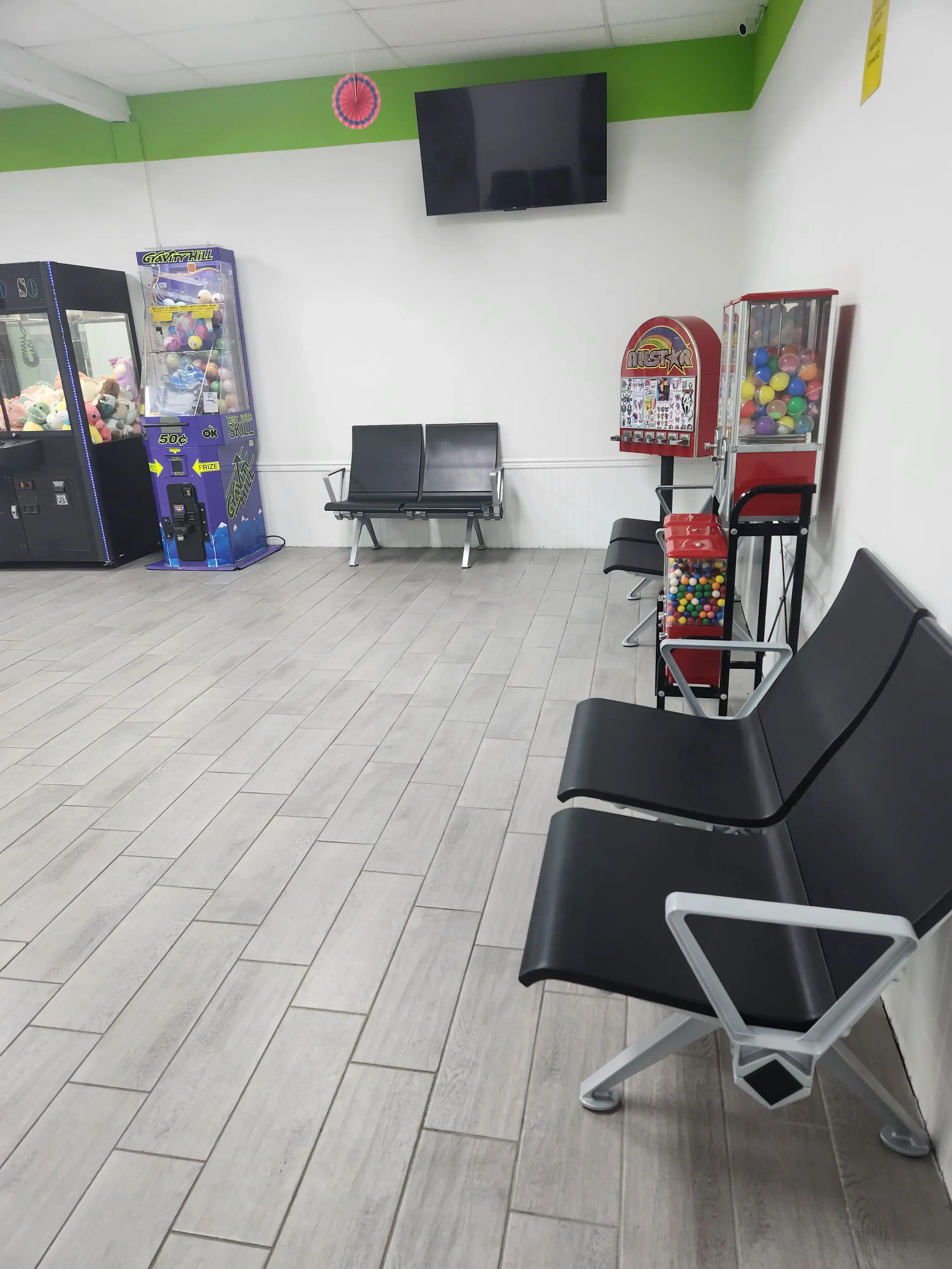 Express In & Out thumbnail 14