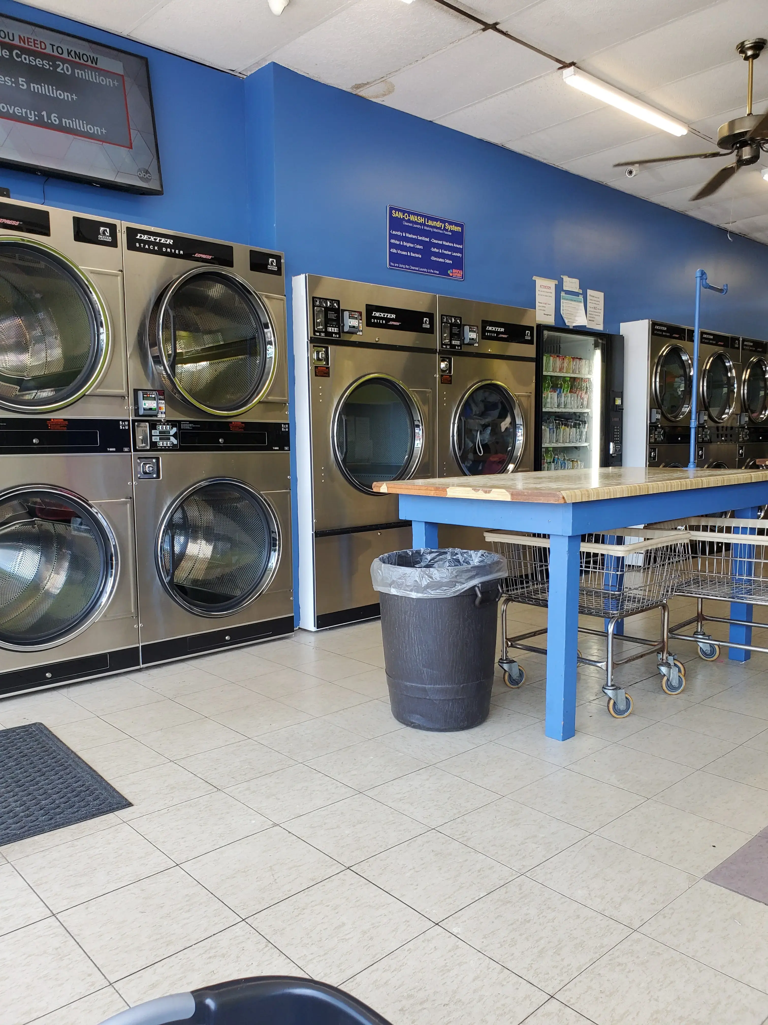 Express Laundromat thumbnail 6