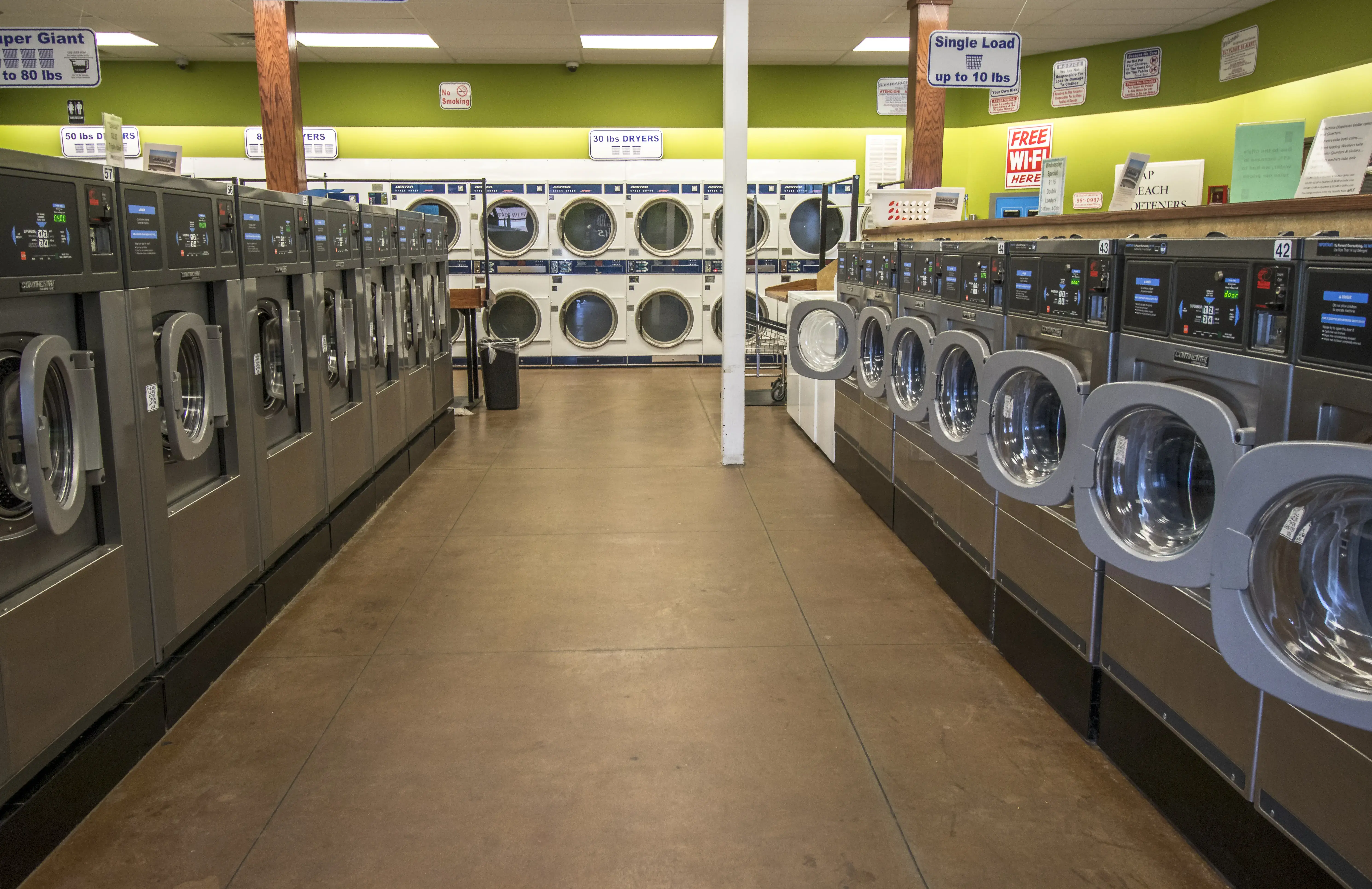 Express Laundromat thumbnail 11