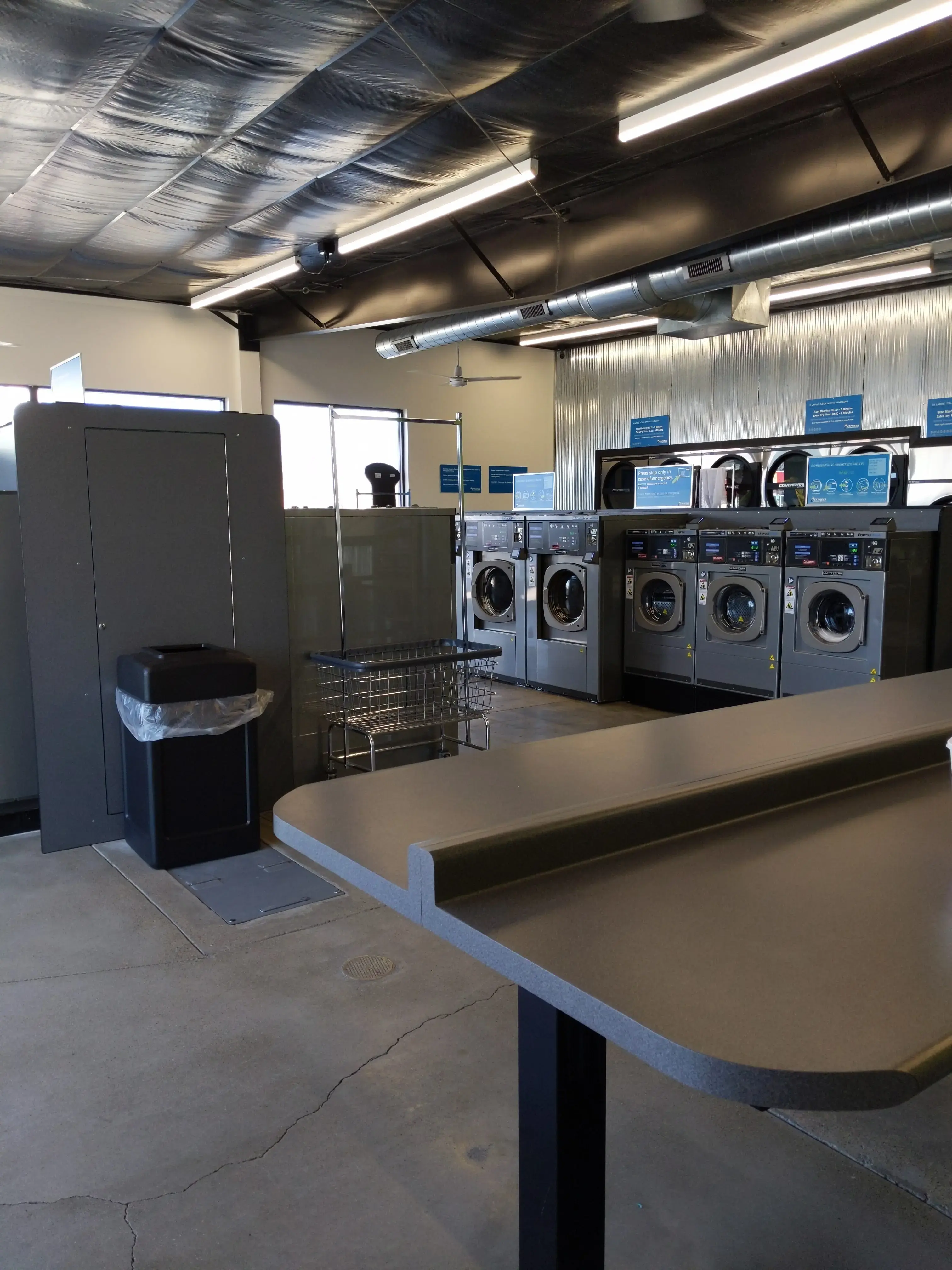 Express Laundry Center thumbnail 6