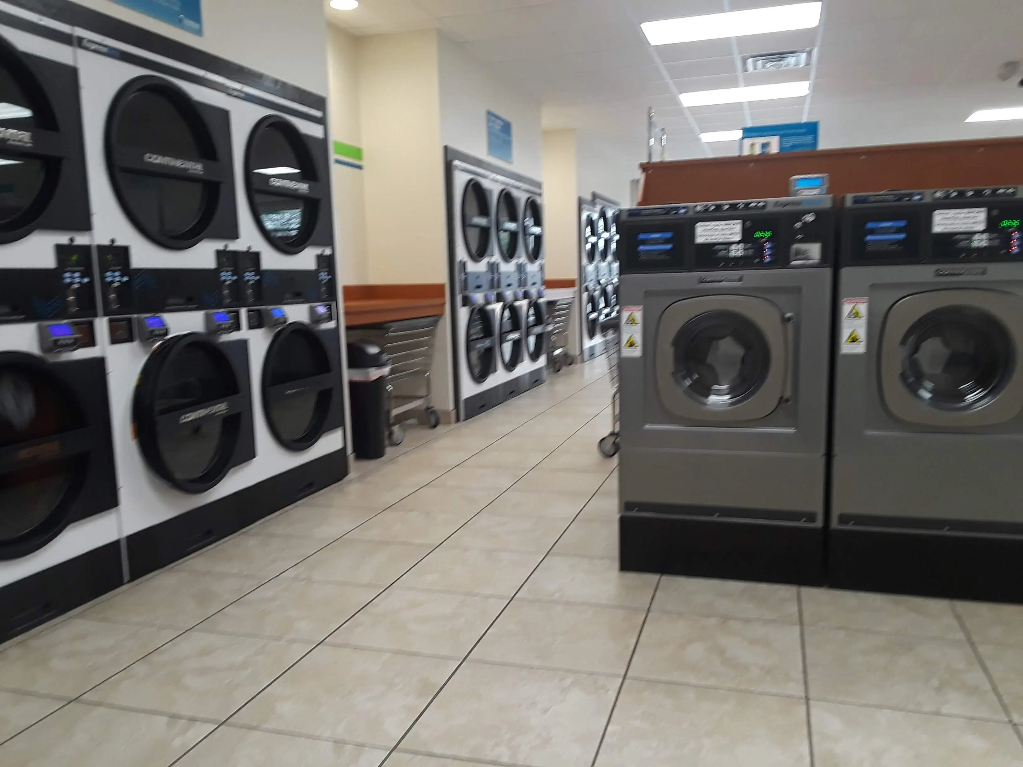 Express Laundry Center - Image 14
