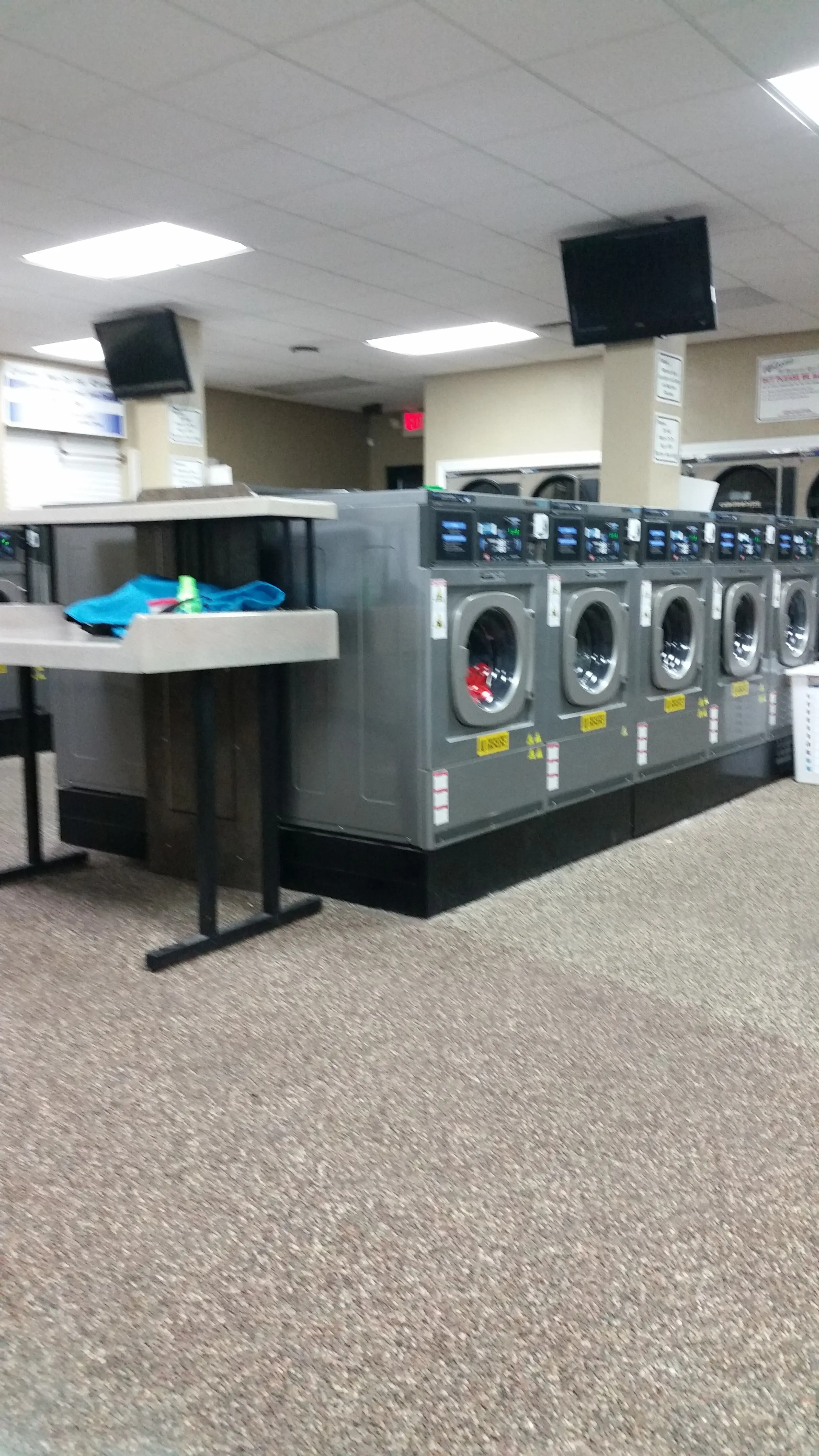 Express Laundry Center thumbnail 18